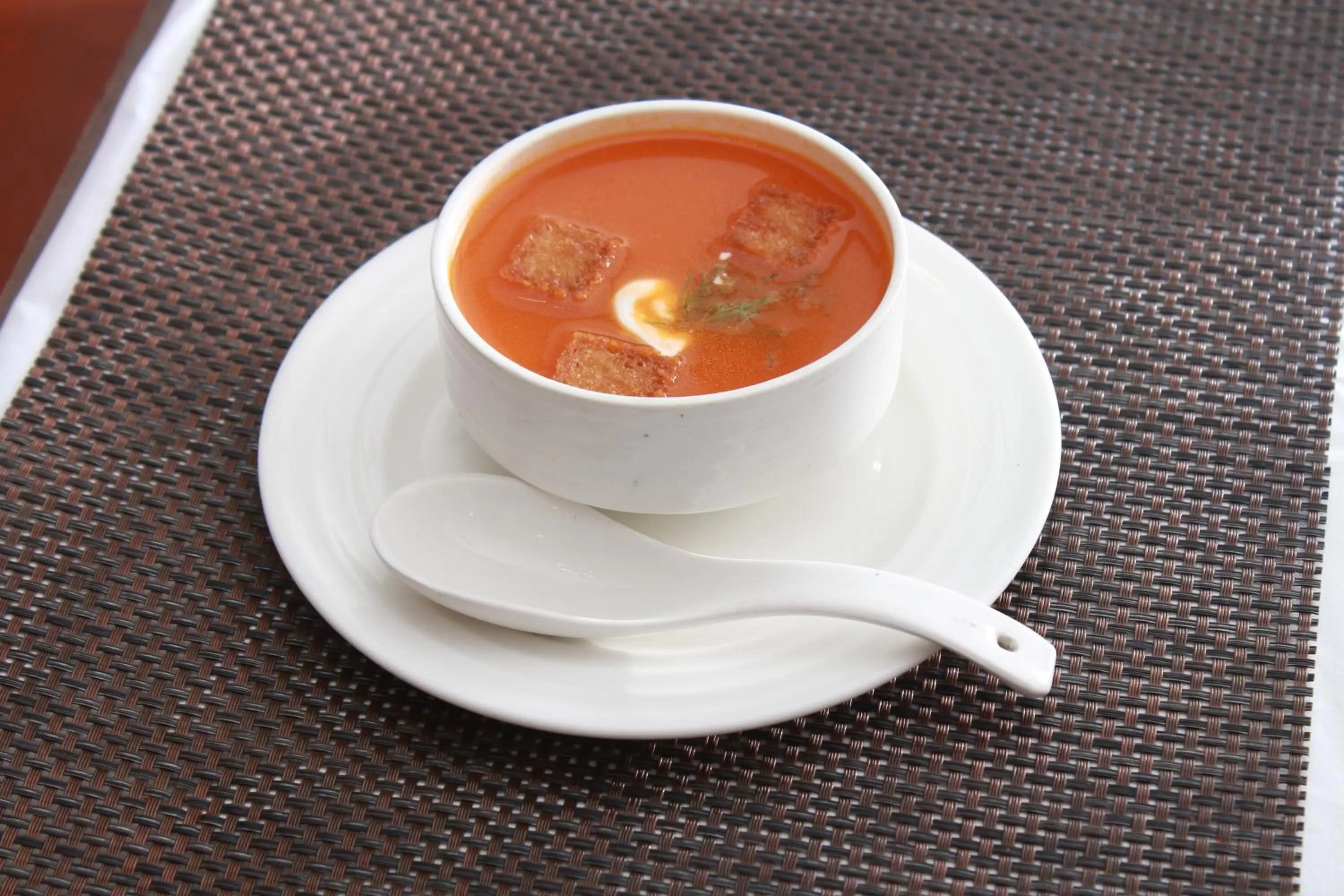 Food in Staylite Suites