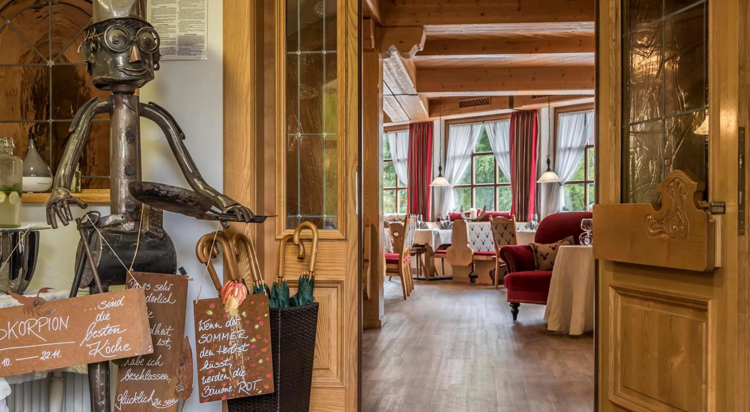 Food and drinks, Restaurant/Places to Eat in Hotel Mutz