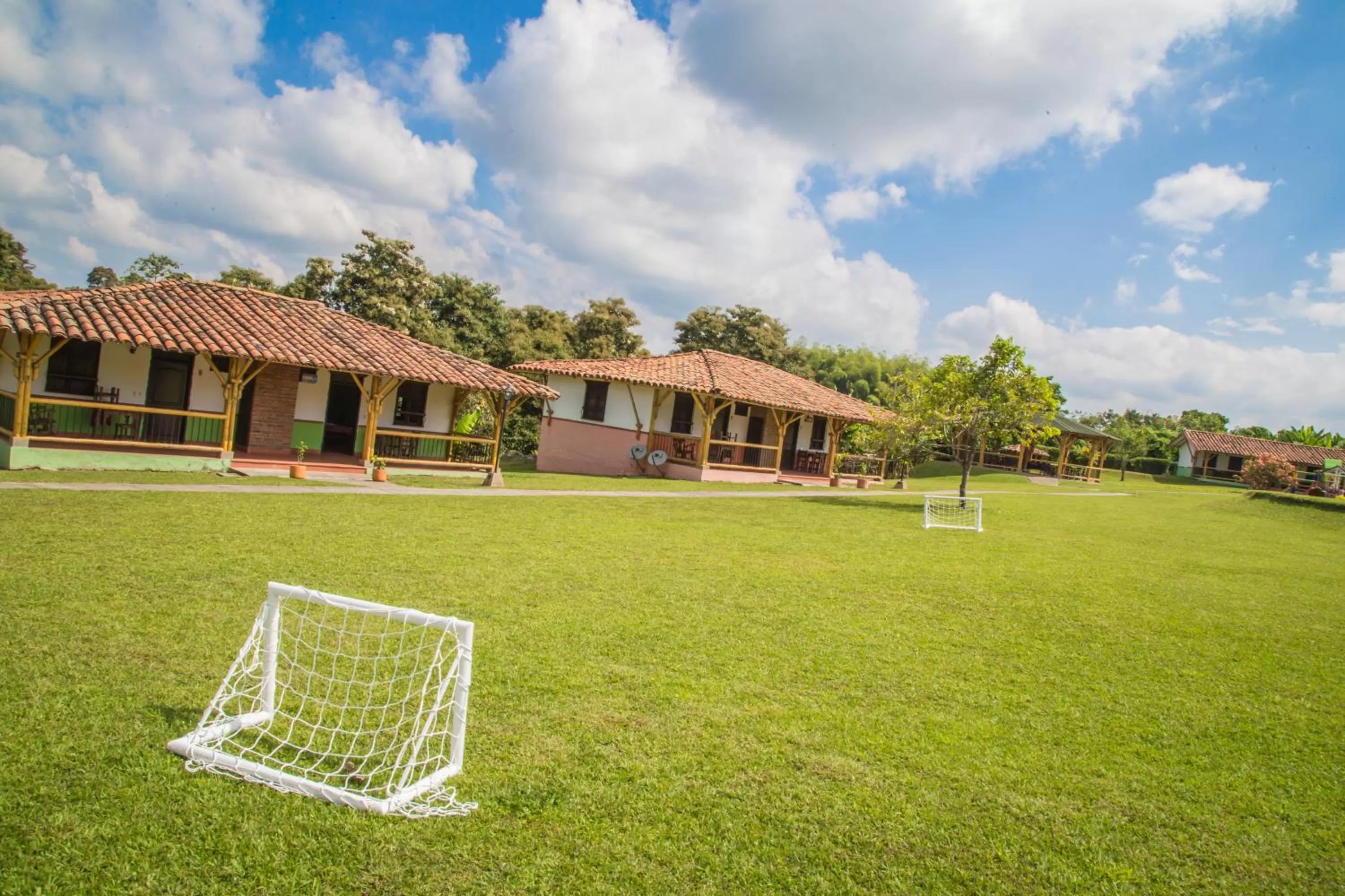 Facade/entrance, Property Building in Hotel Campestre Montecarlo