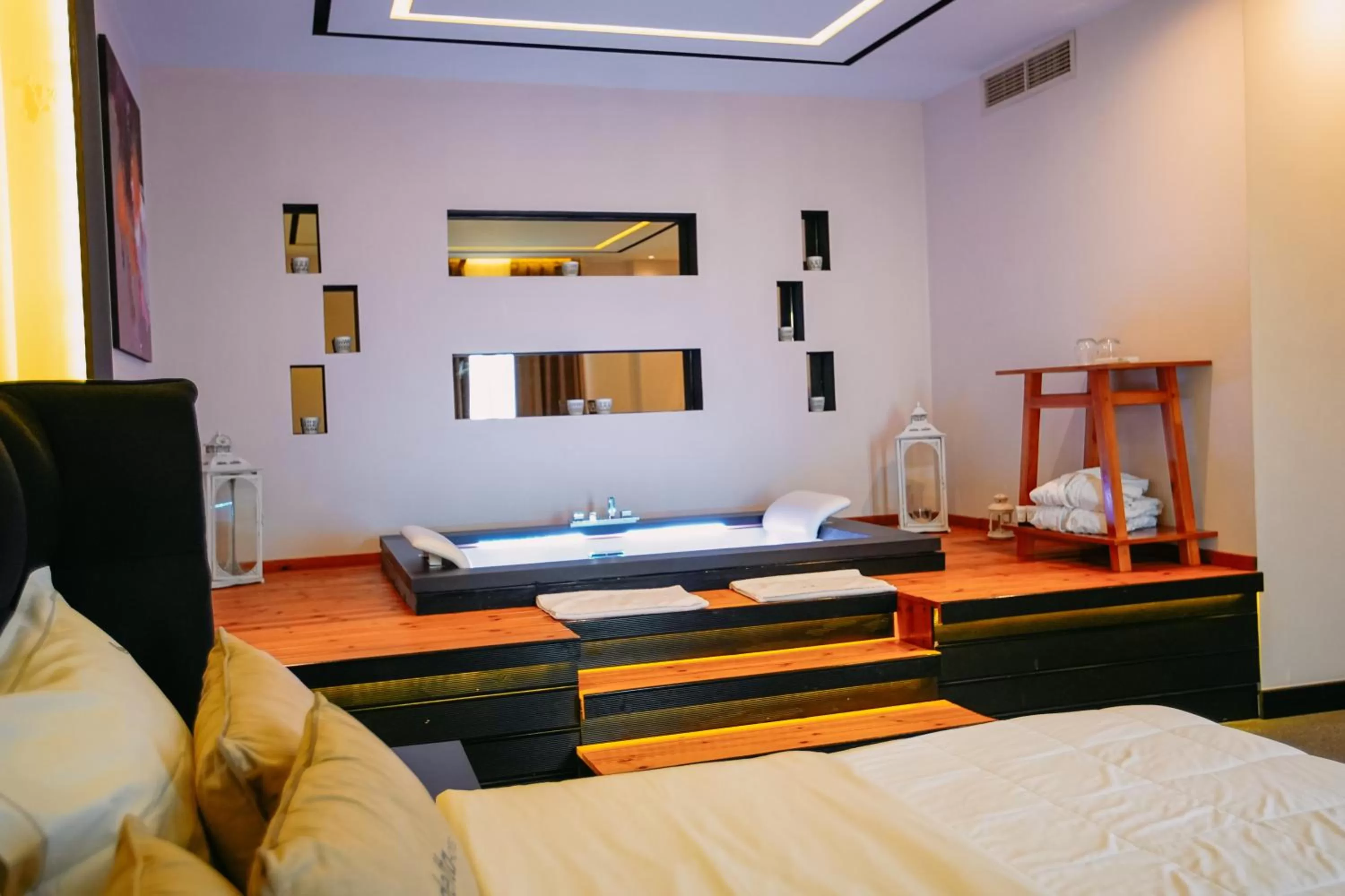 Photo of the whole room, Bed in Hotel Delta Premium