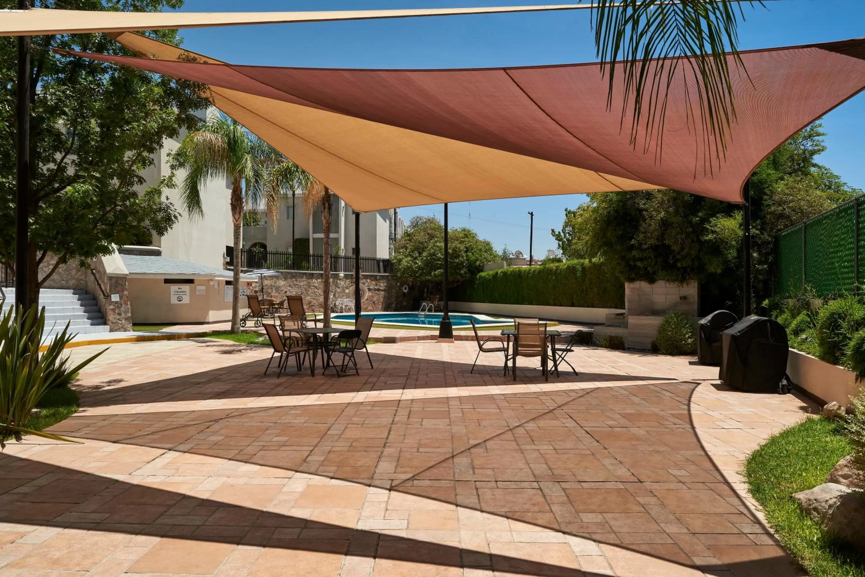 Property building in Holiday Inn & Suites Chihuahua Expo by IHG