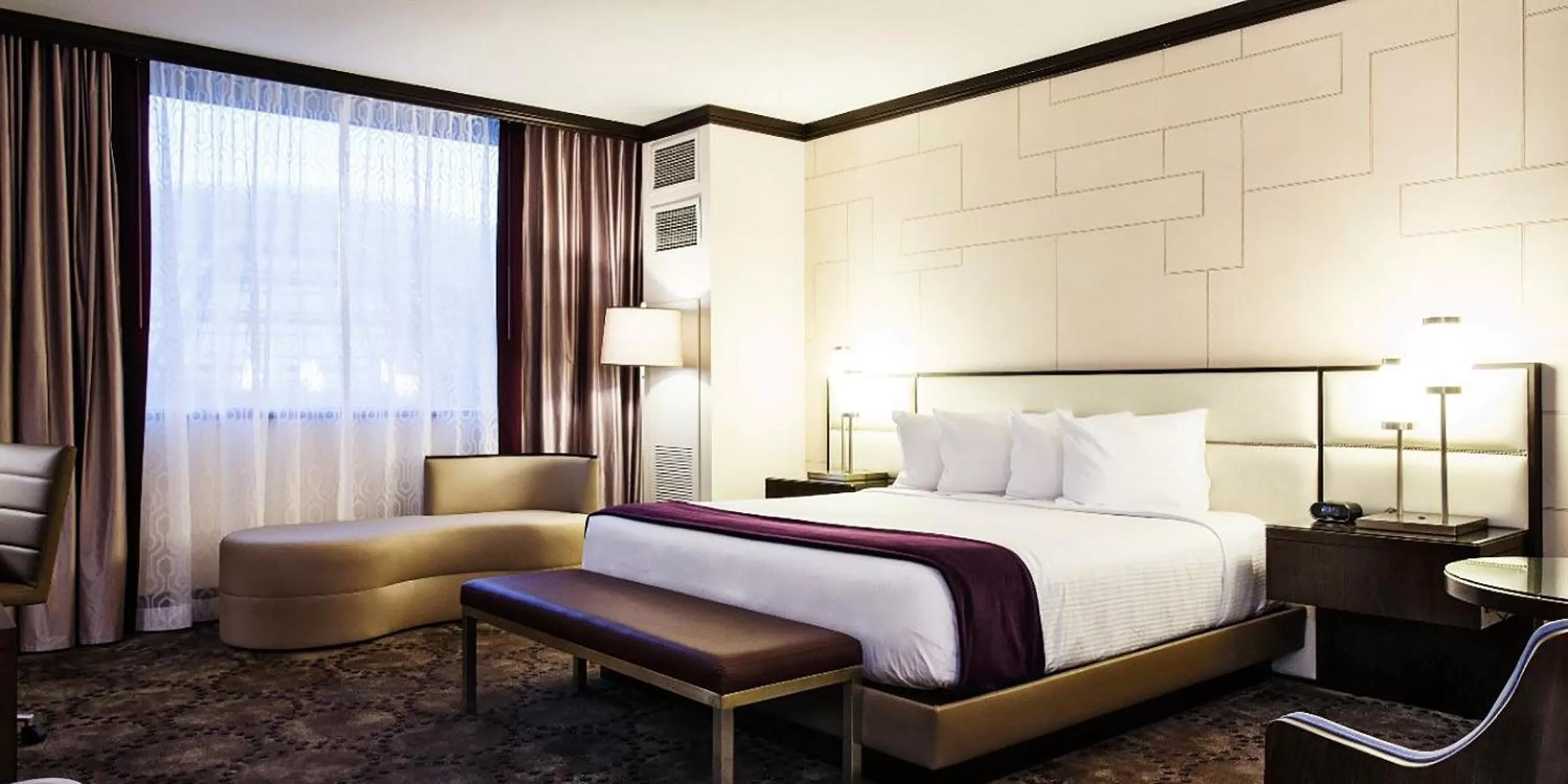 Bedroom, Bed in Harrah's Resort Atlantic City, A Caesars Destination