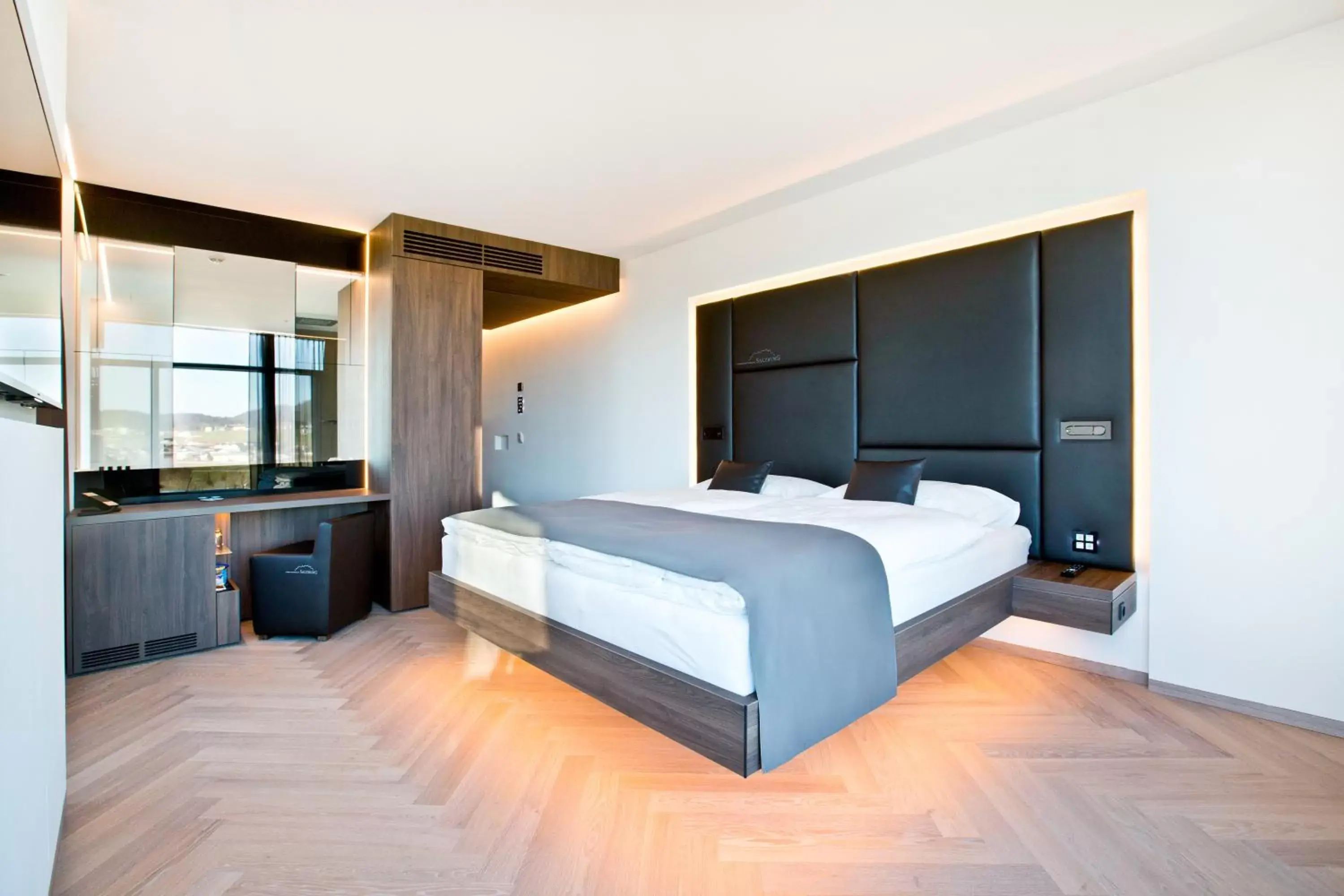 Superior Double Room Salzburg View in COOL MAMA Hotel Salzburg Superior Double Room Salzburg View in COOL MAMA Hotel Salzburg