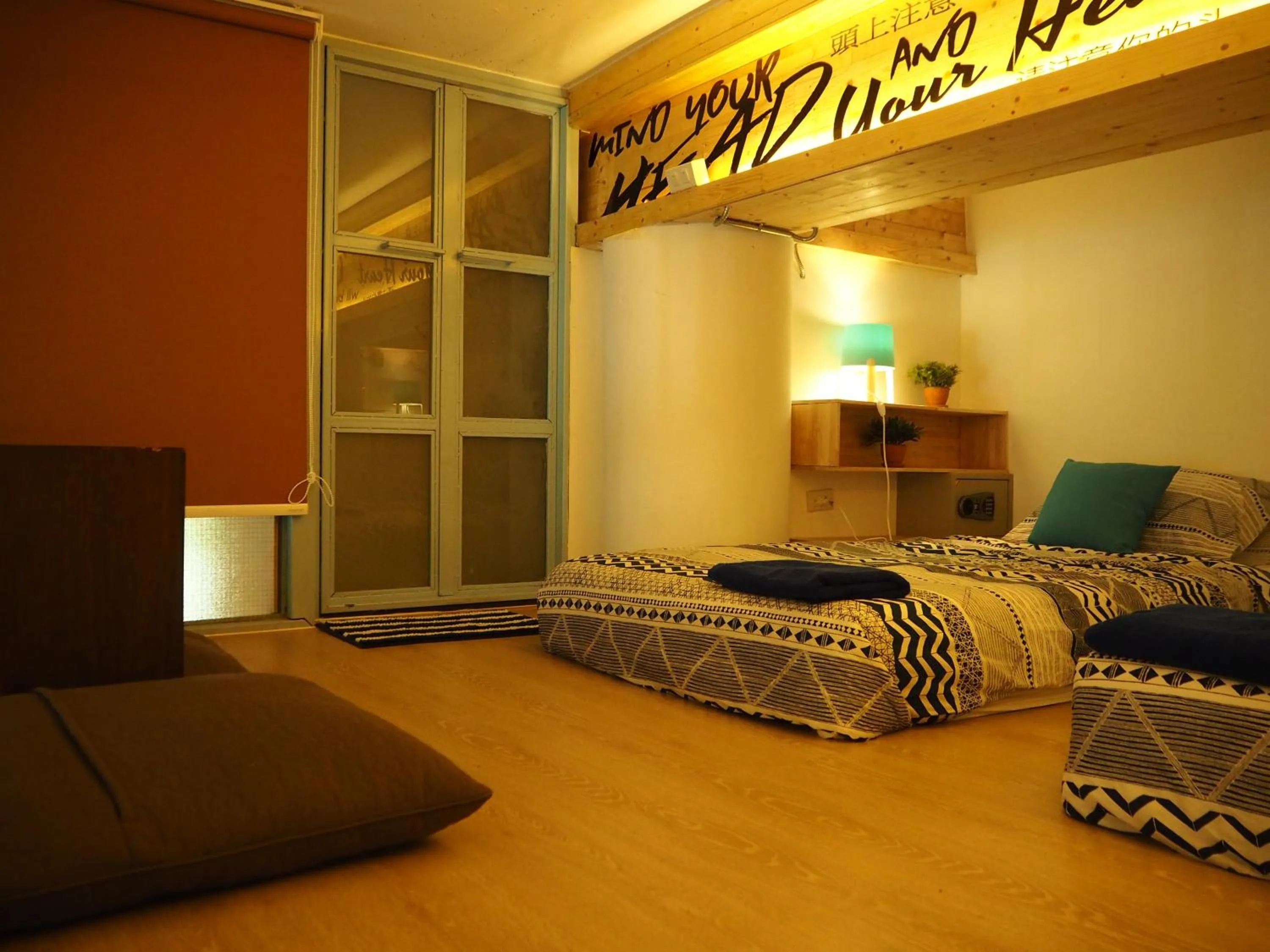 Photo of the whole room, Bed in Blu Cabin Ari Stylish Gay Poshtel