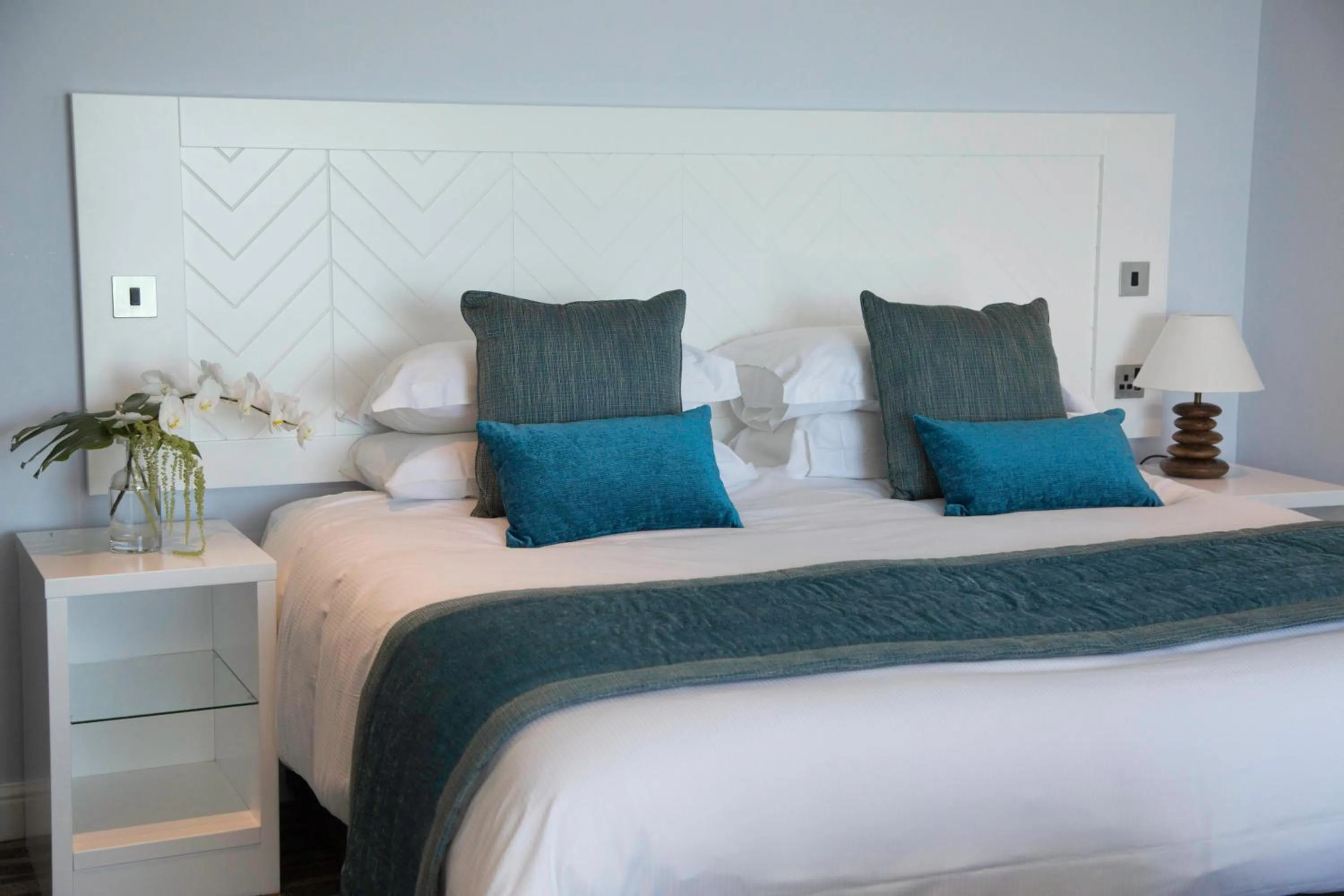 Bedroom, Bed in St George's Hotel - Llandudno