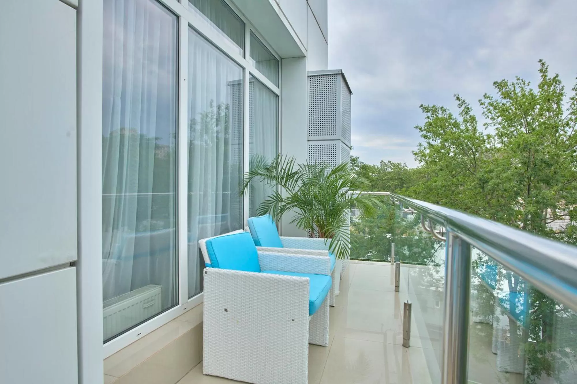 Photo of the whole room, Balcony/Terrace in Hotel & Spa NEMO with dolphins