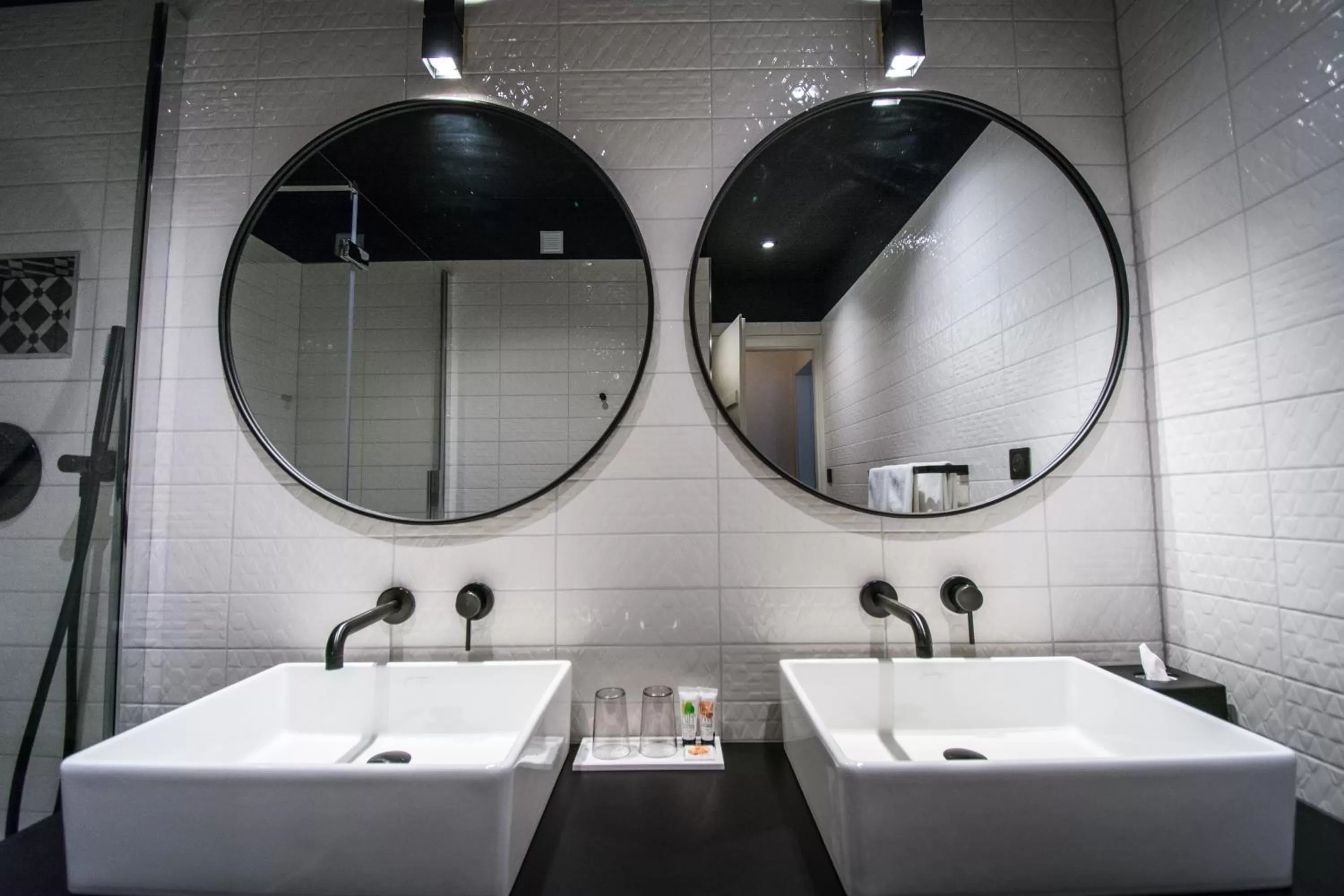 Bathroom in Hôtel Restaurant Vaillant Colmar Nord