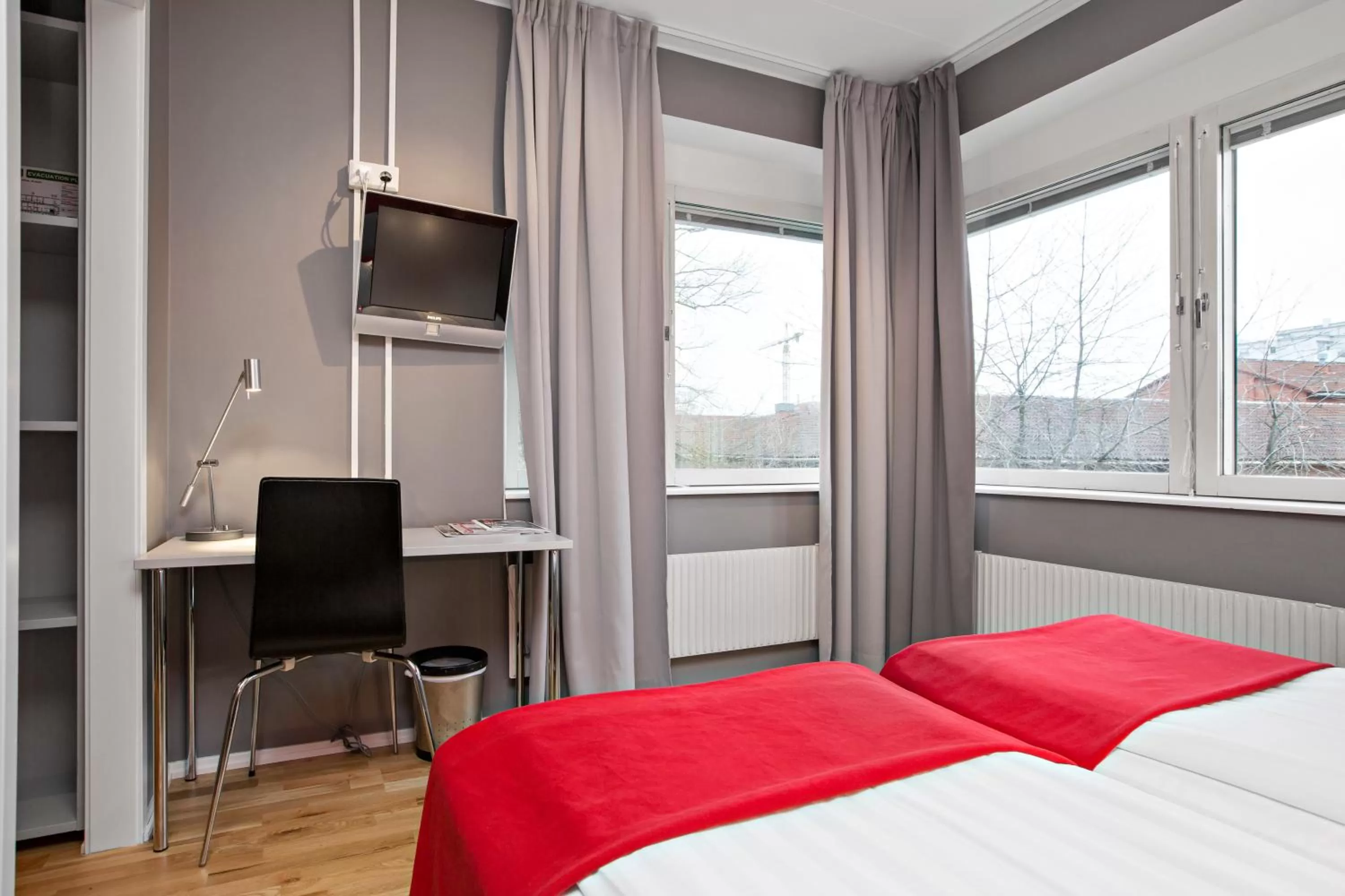 Bed in Sure Hotel by Best Western Stockholm Alvsjo
