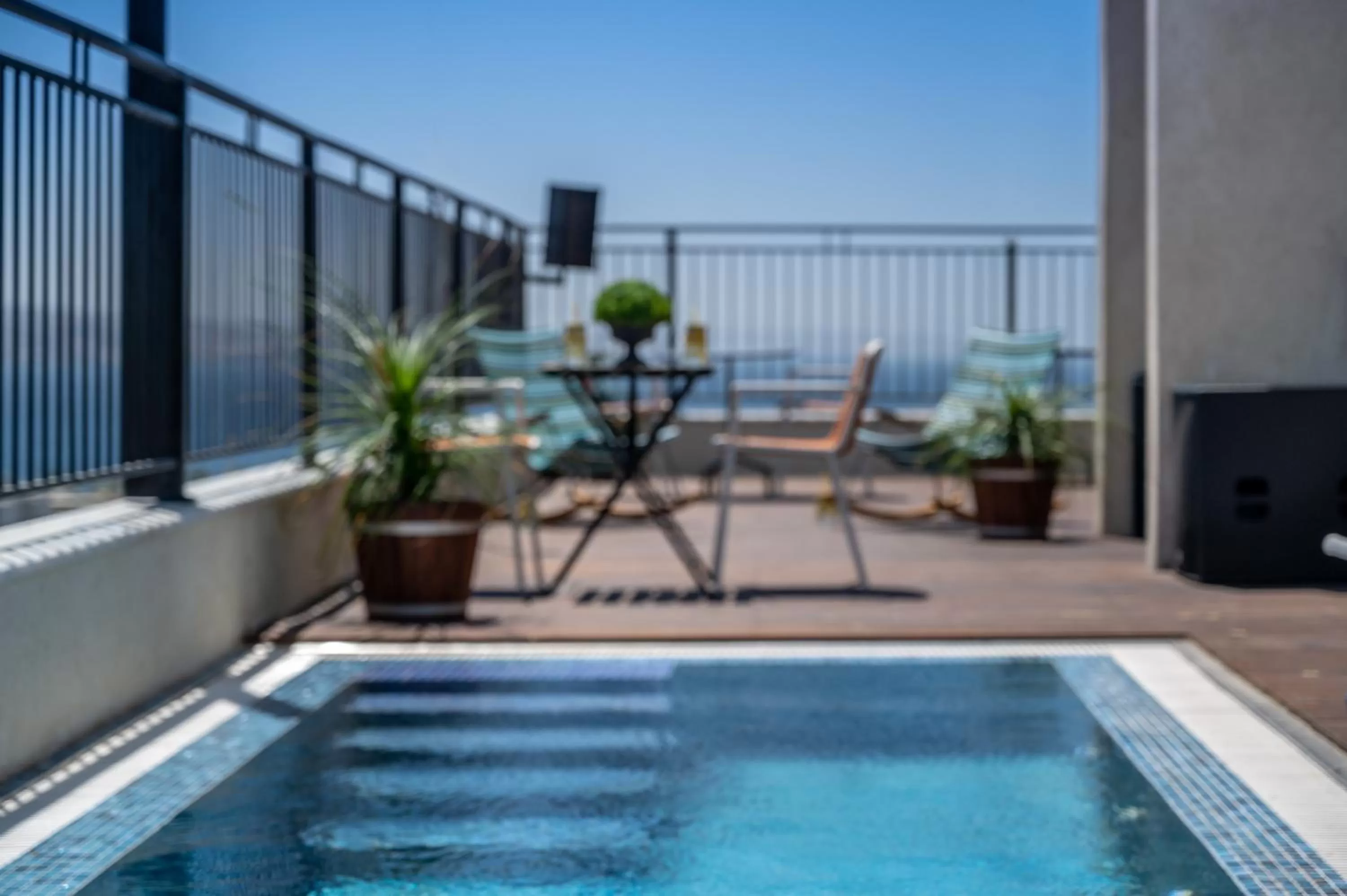 Swimming pool in Stay Eilat