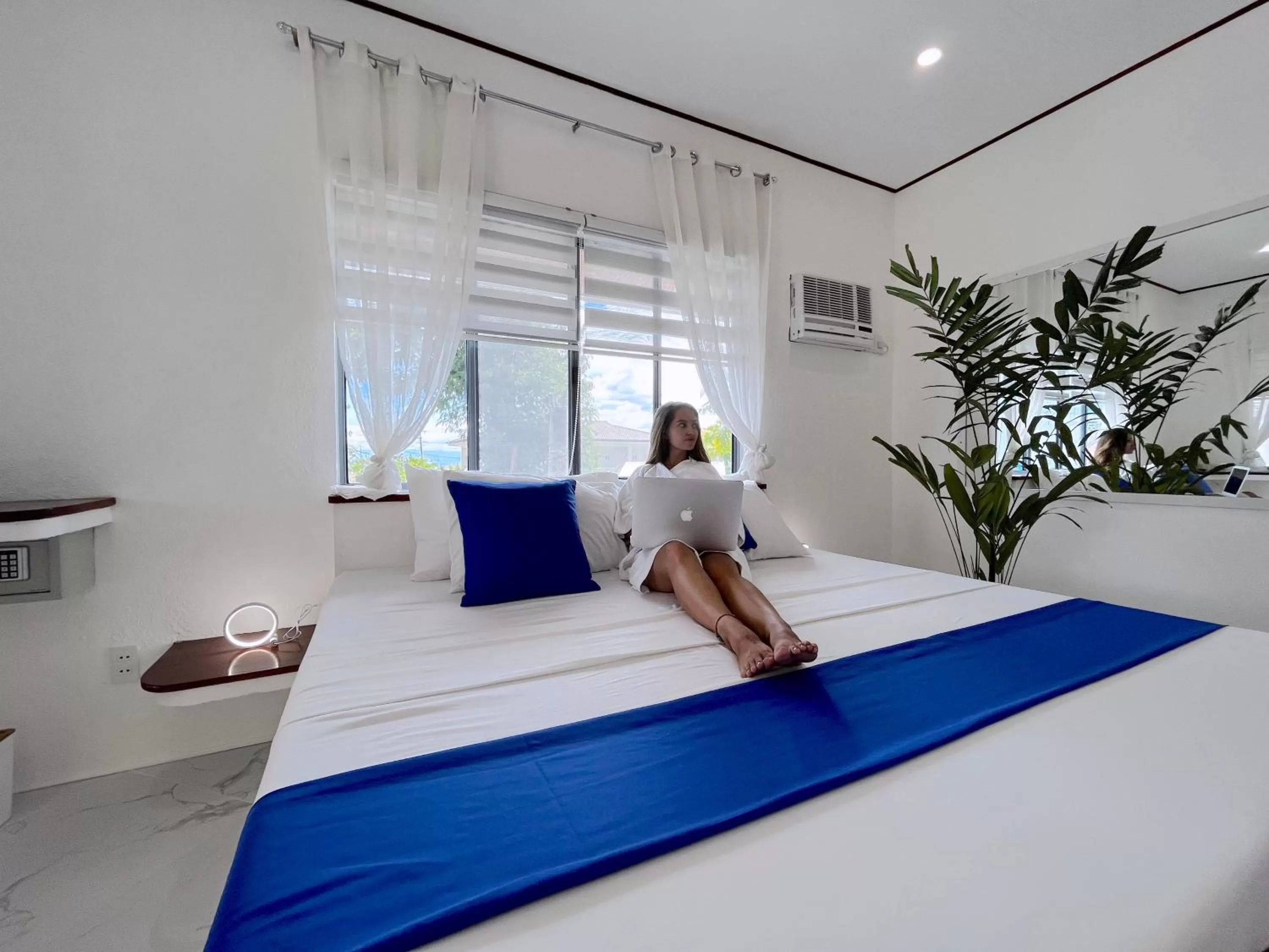 Bed in Pawikan Boutique Hotel