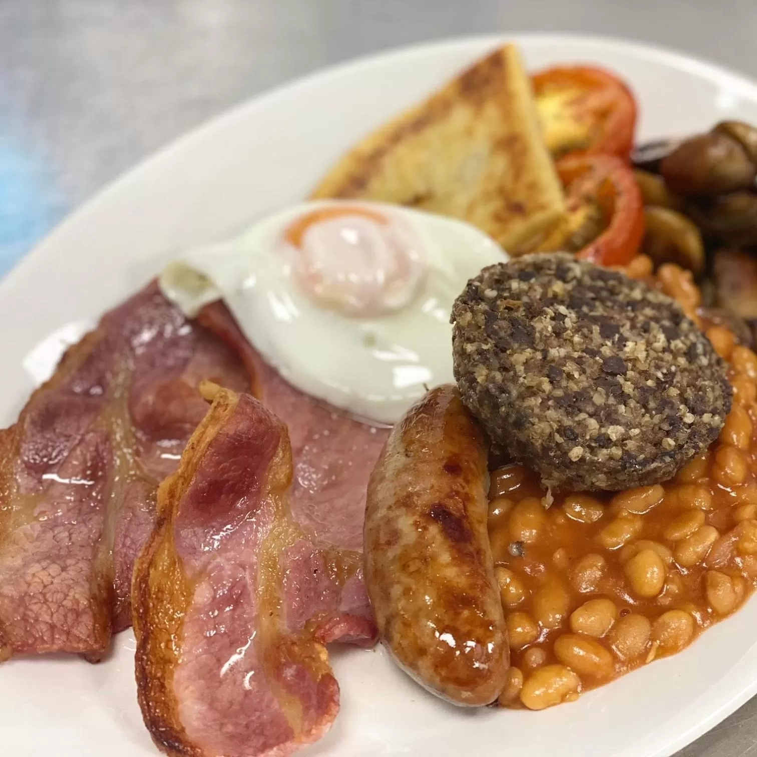 Breakfast in Kings Arms Hotel