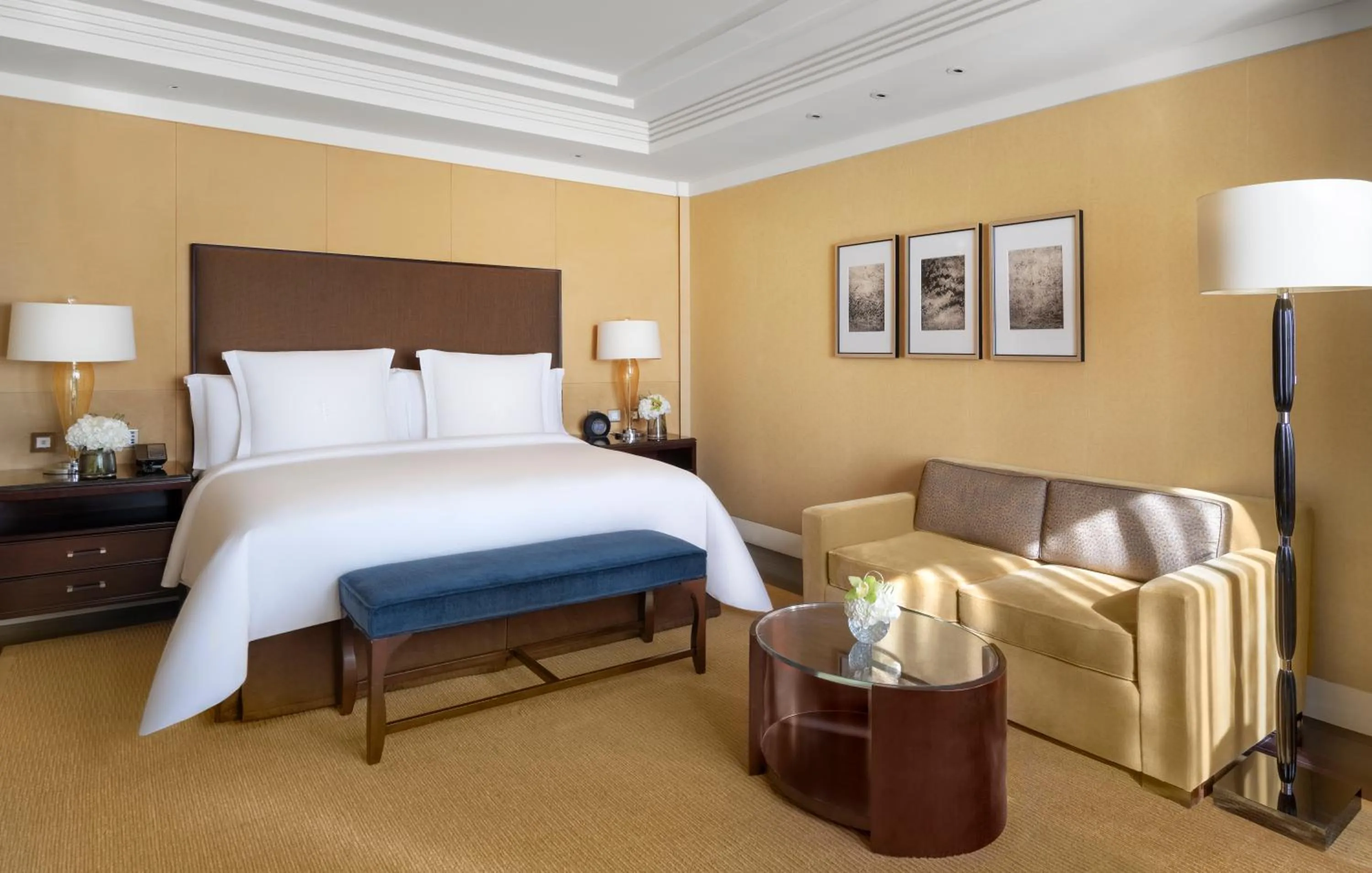 Bedroom, Bed in Four Seasons Hotel Beijing