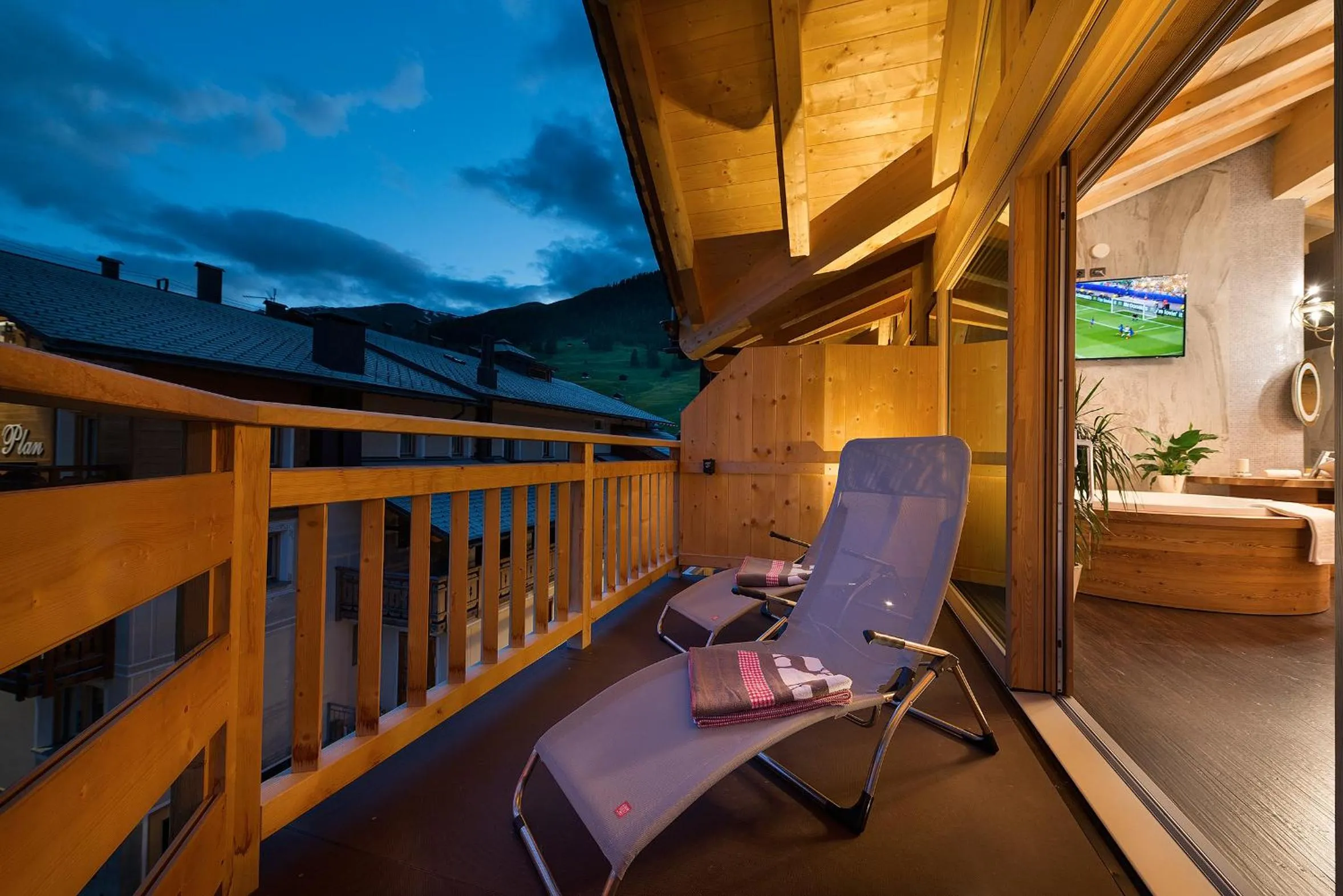Balcony/Terrace in Bivio Hotel Plaza