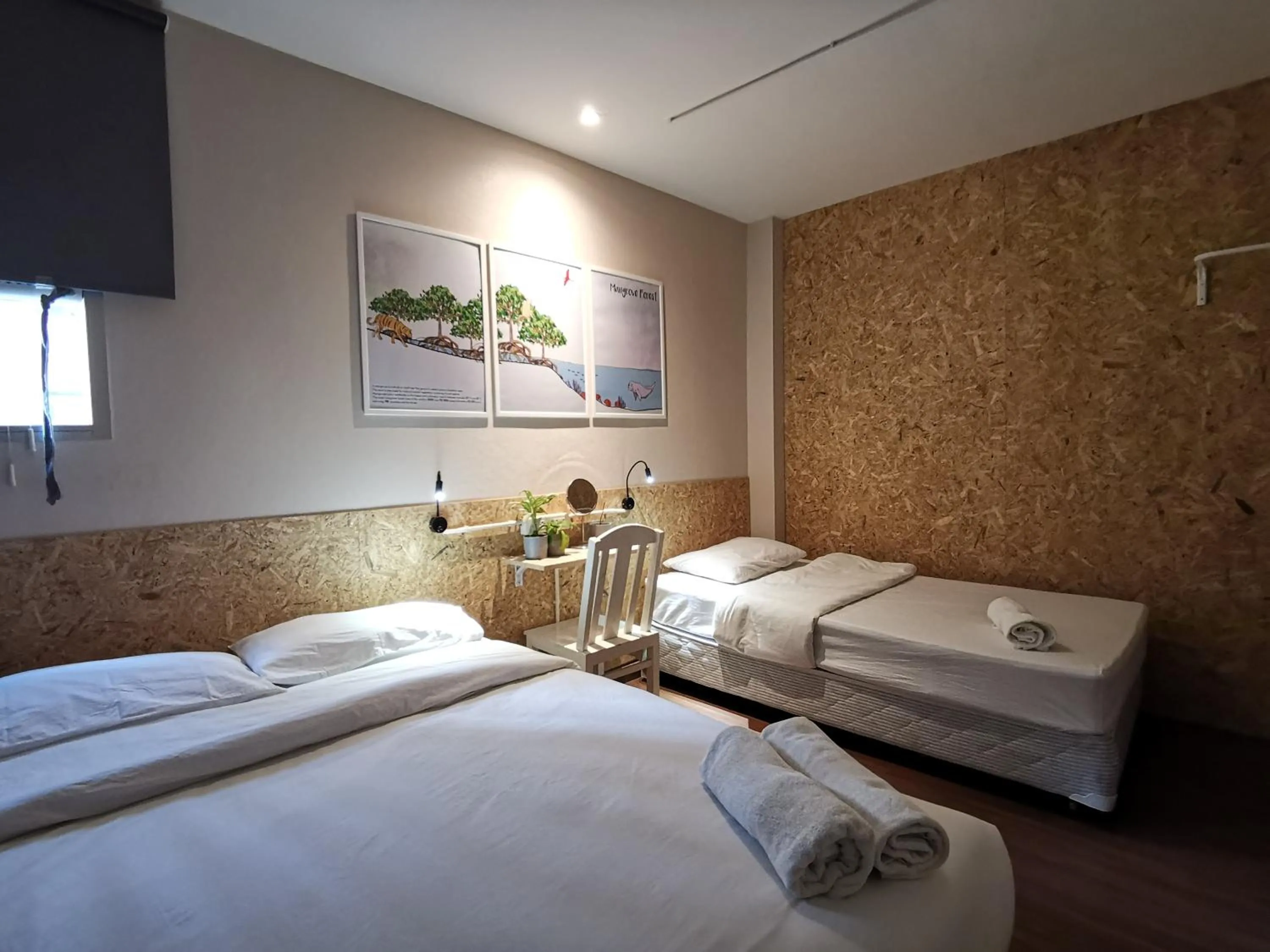 Photo of the whole room, Bed in O Nidra House