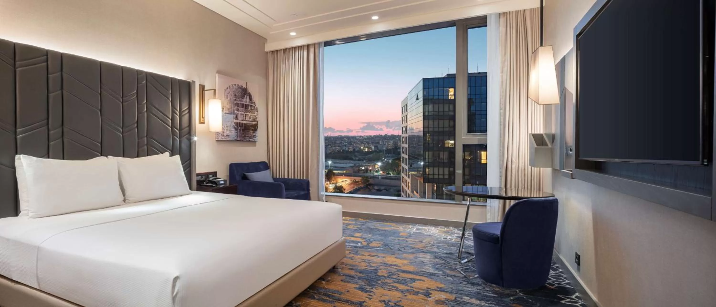 Bedroom, Bed in Hilton Istanbul Bakirkoy