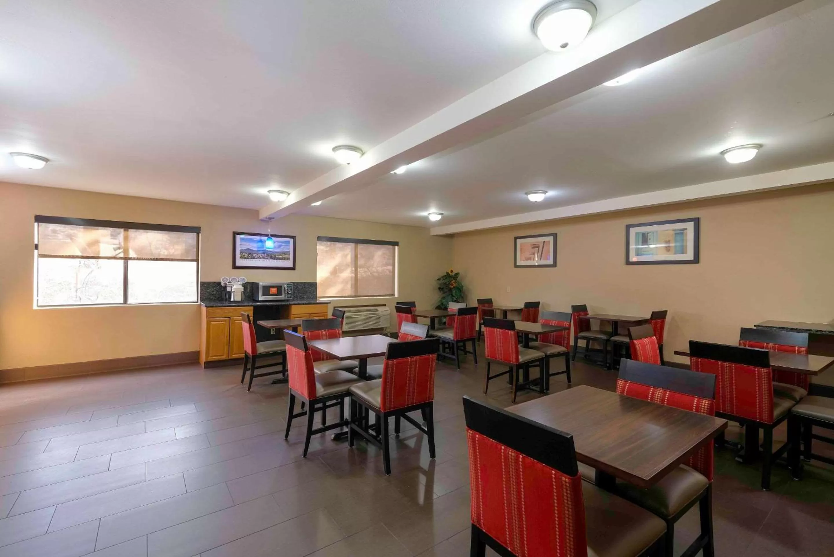 Restaurant/places to eat in Comfort Inn Near Gila National Forest