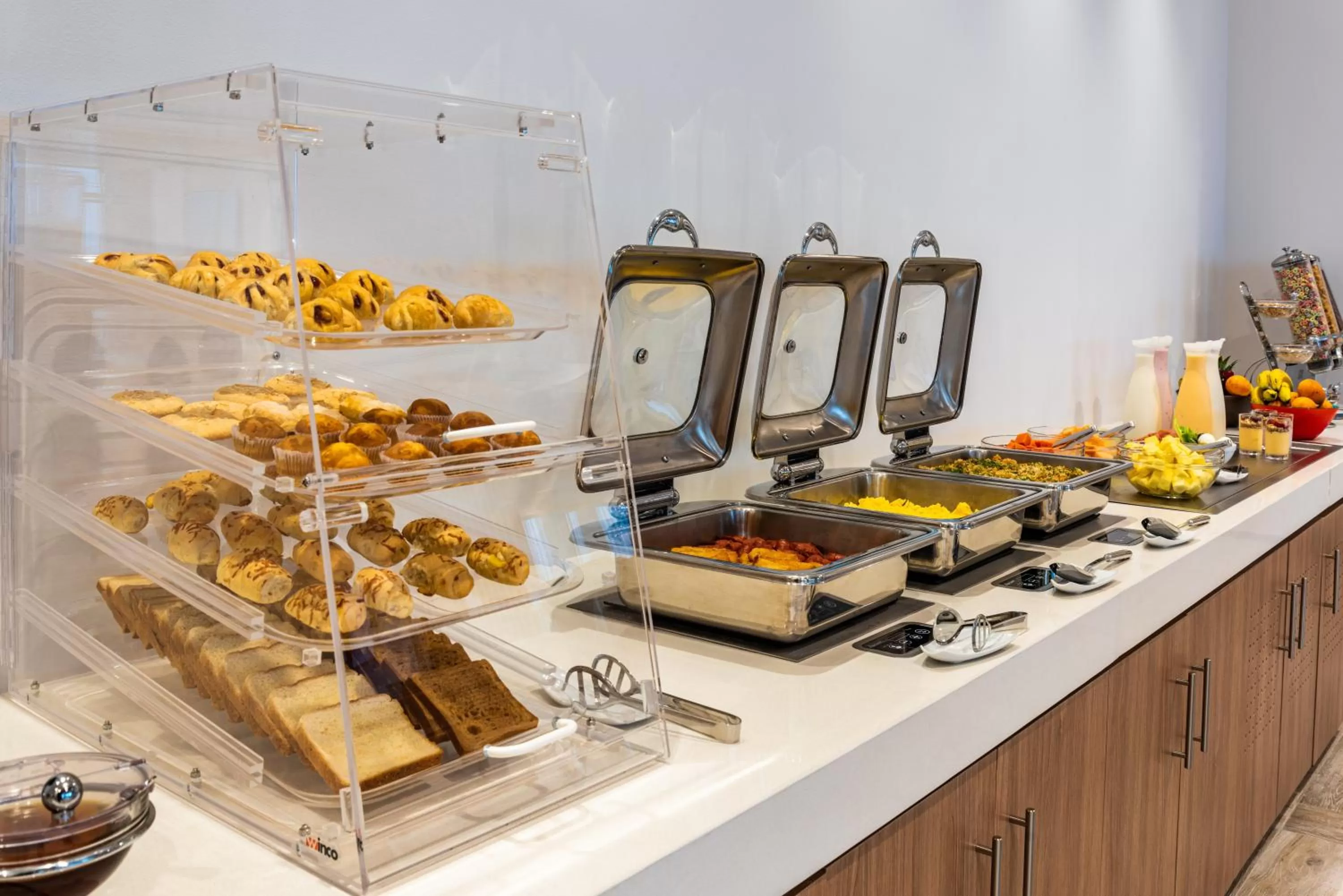 Breakfast in Holiday Inn Express Cartagena Manga by IHG