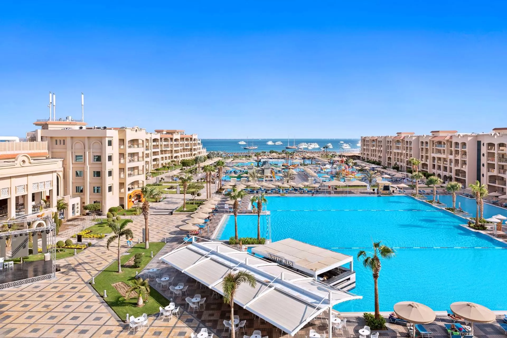 Bird's eye view in Pickalbatros White Beach Resort - Hurghada