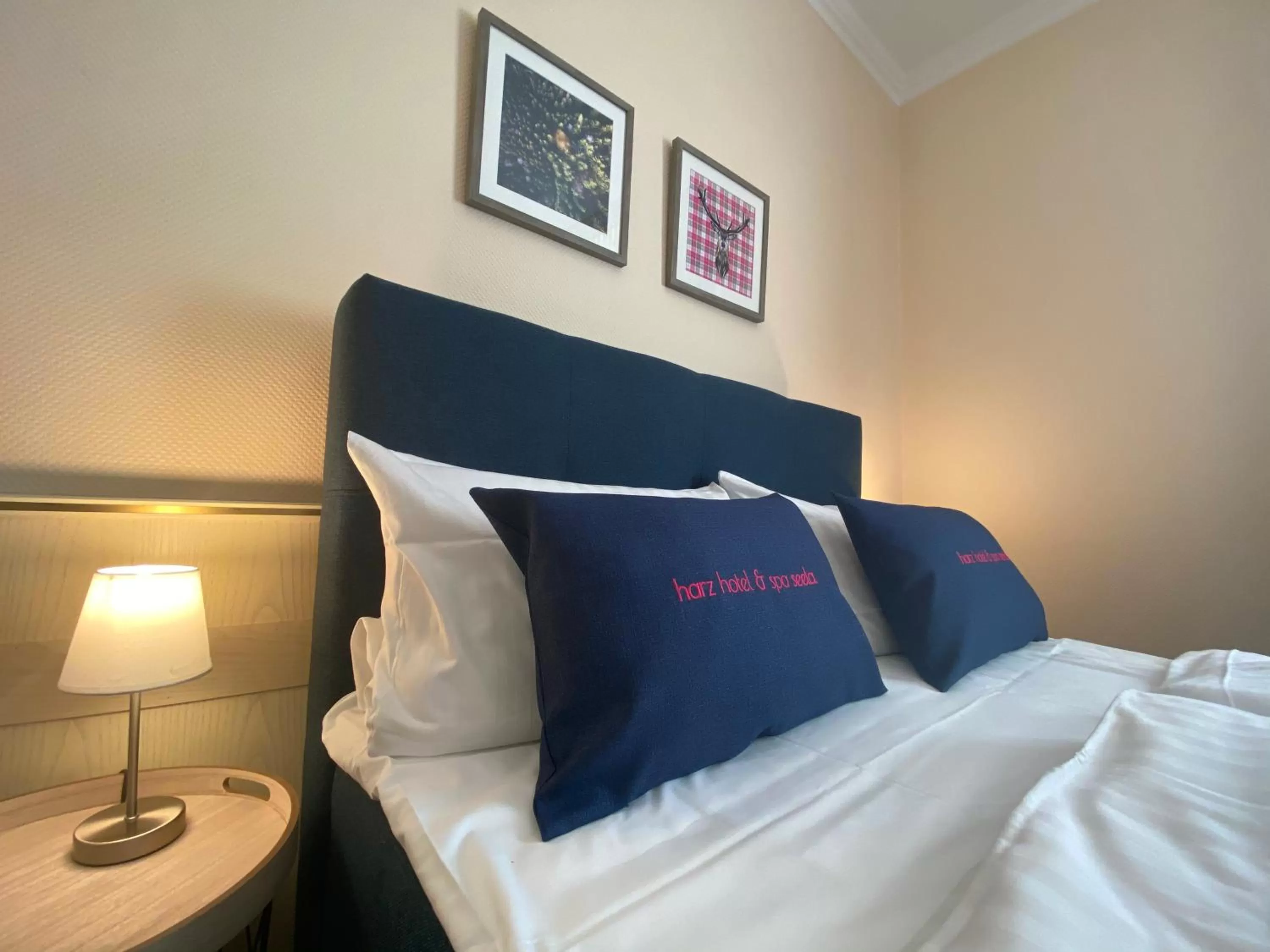 Bed in Harz Hotel & Spa Seela