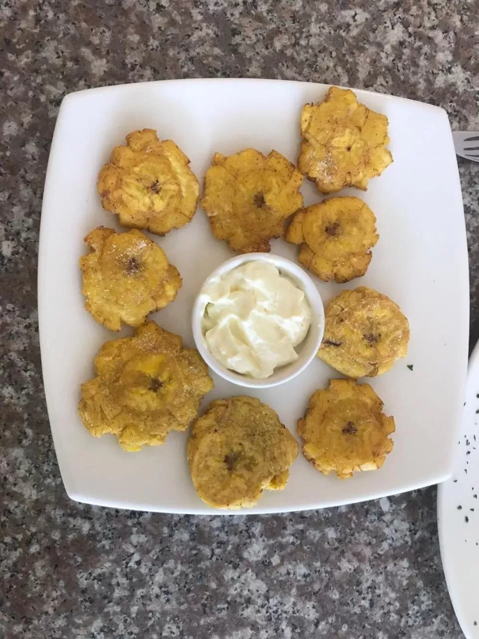 Meals, Food in Hotel Garzota Inn