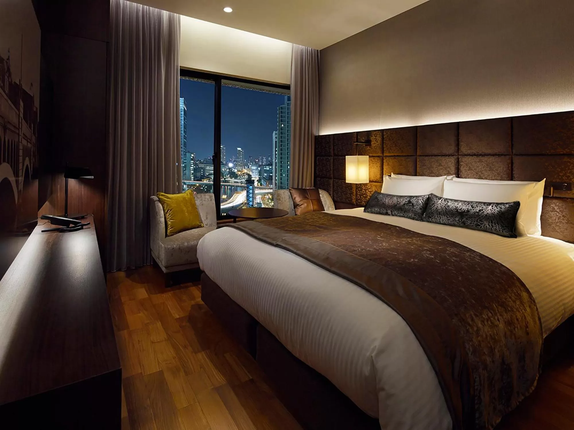 Superior Queen Room - Non-Smoking - River View with Lounge Access in Mitsui Garden Hotel Osaka Premier