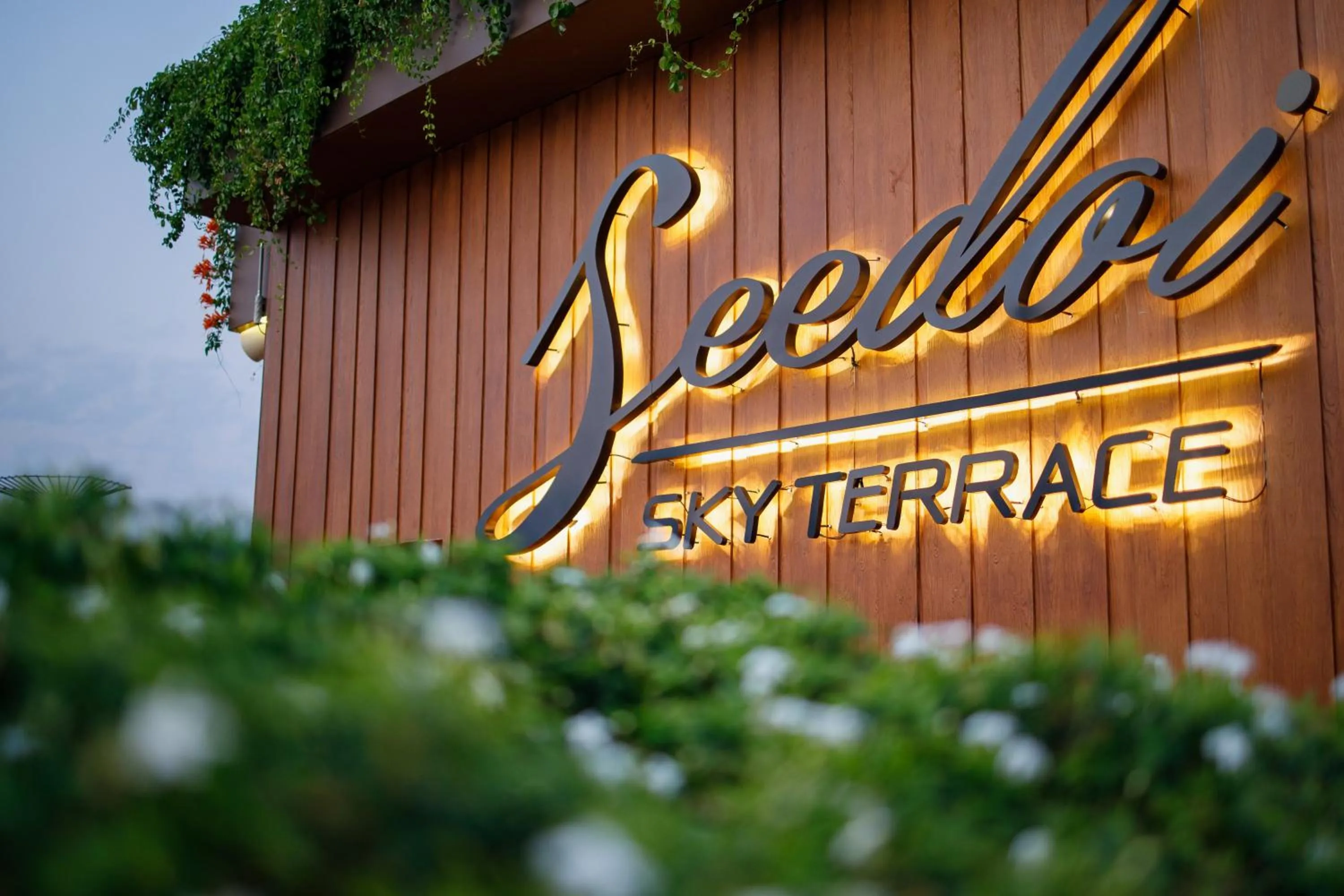 Restaurant/places to eat in Parc Borough City Resort