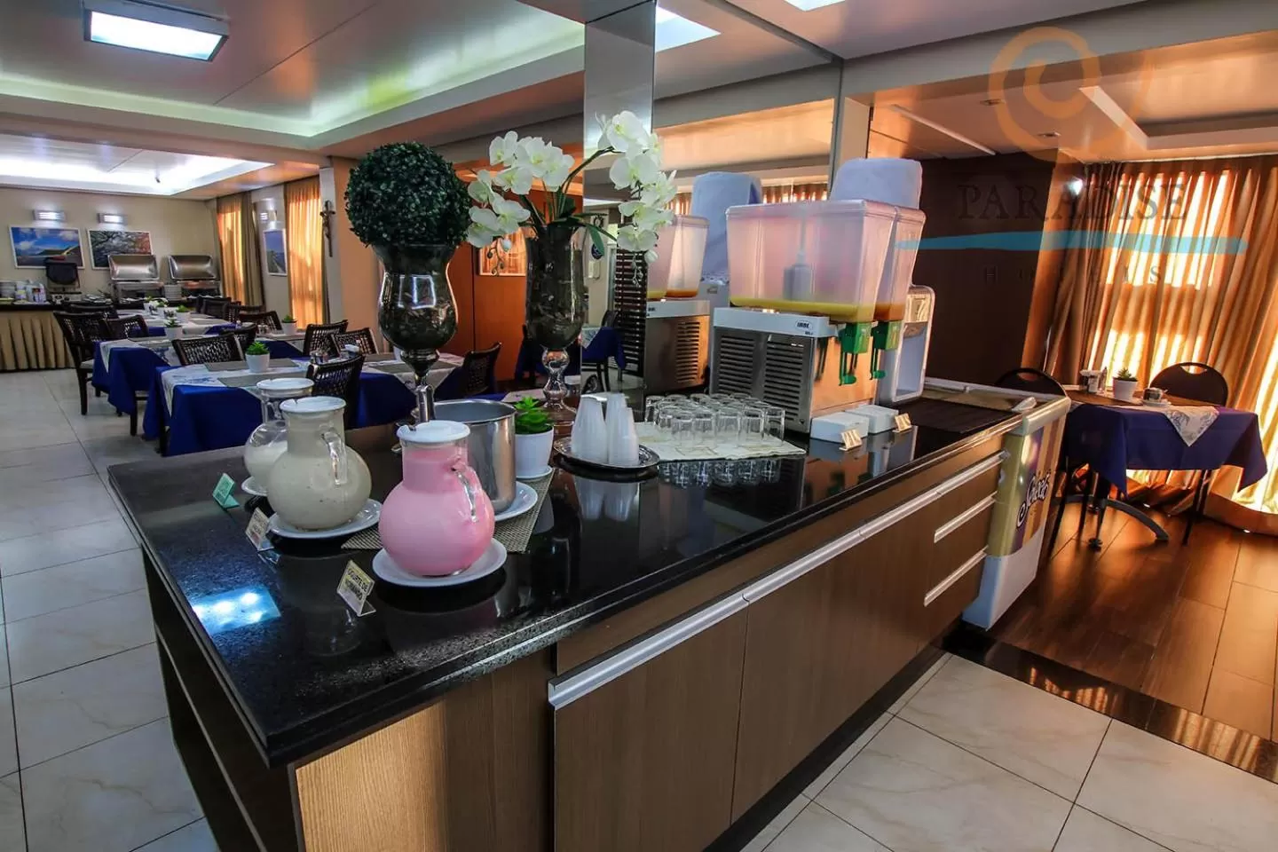 Restaurant/places to eat in Paradise Flat