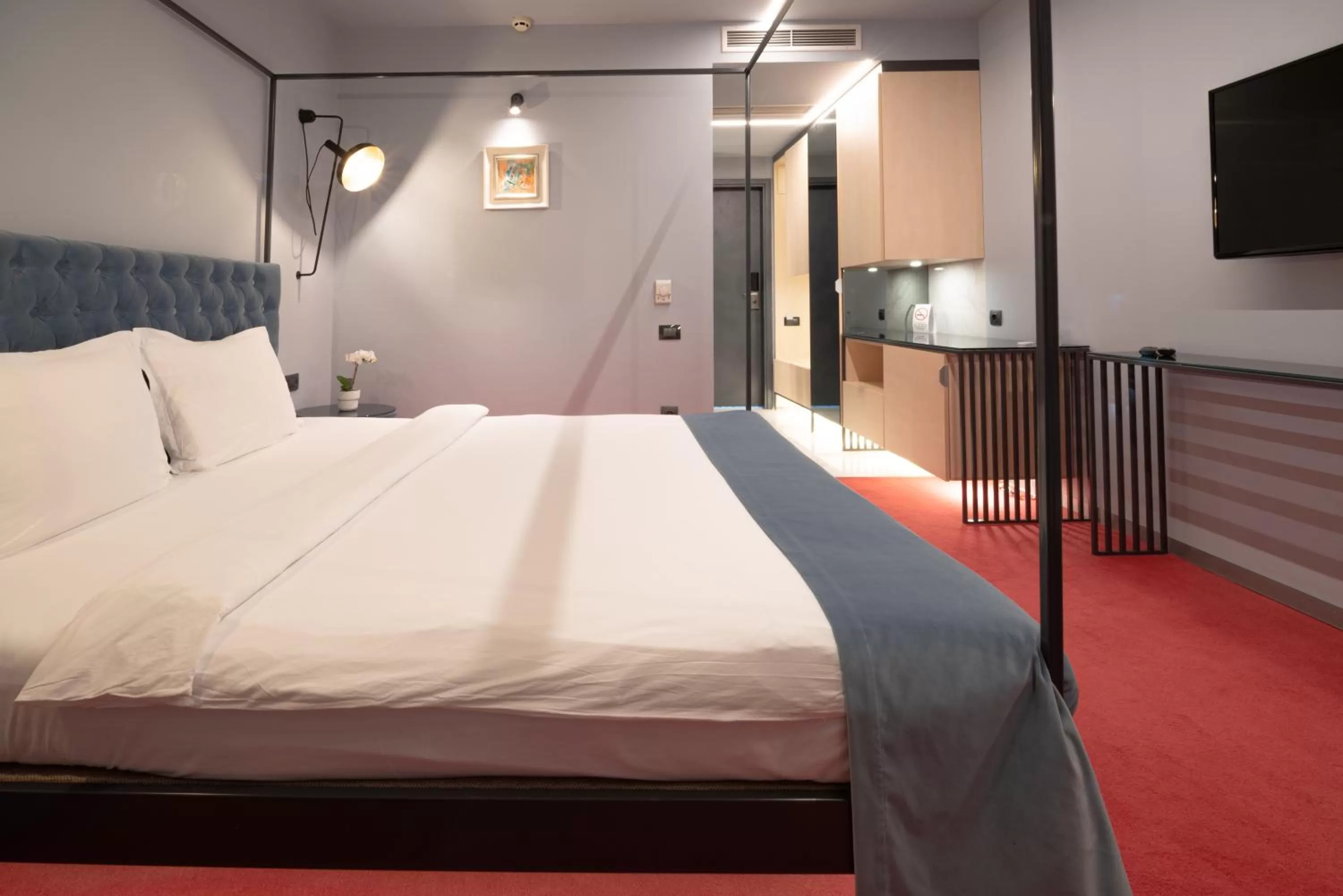 Bed in Vitosha Park Hotel - Free Indoor Pool & Parking