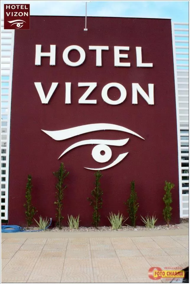 Facade/entrance in Hotel e Locadora Vizon