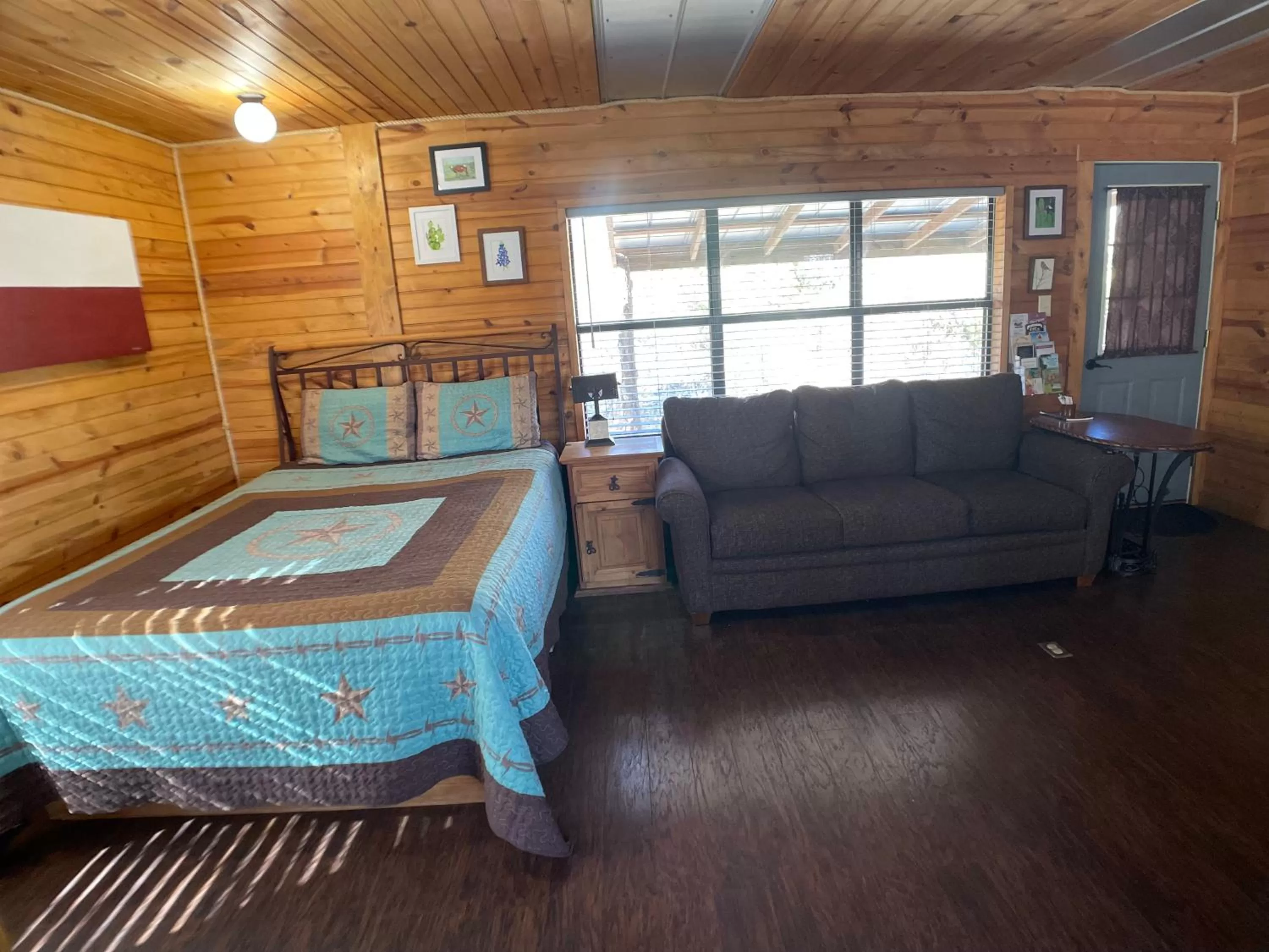 Bed in Walnut Canyon Cabins