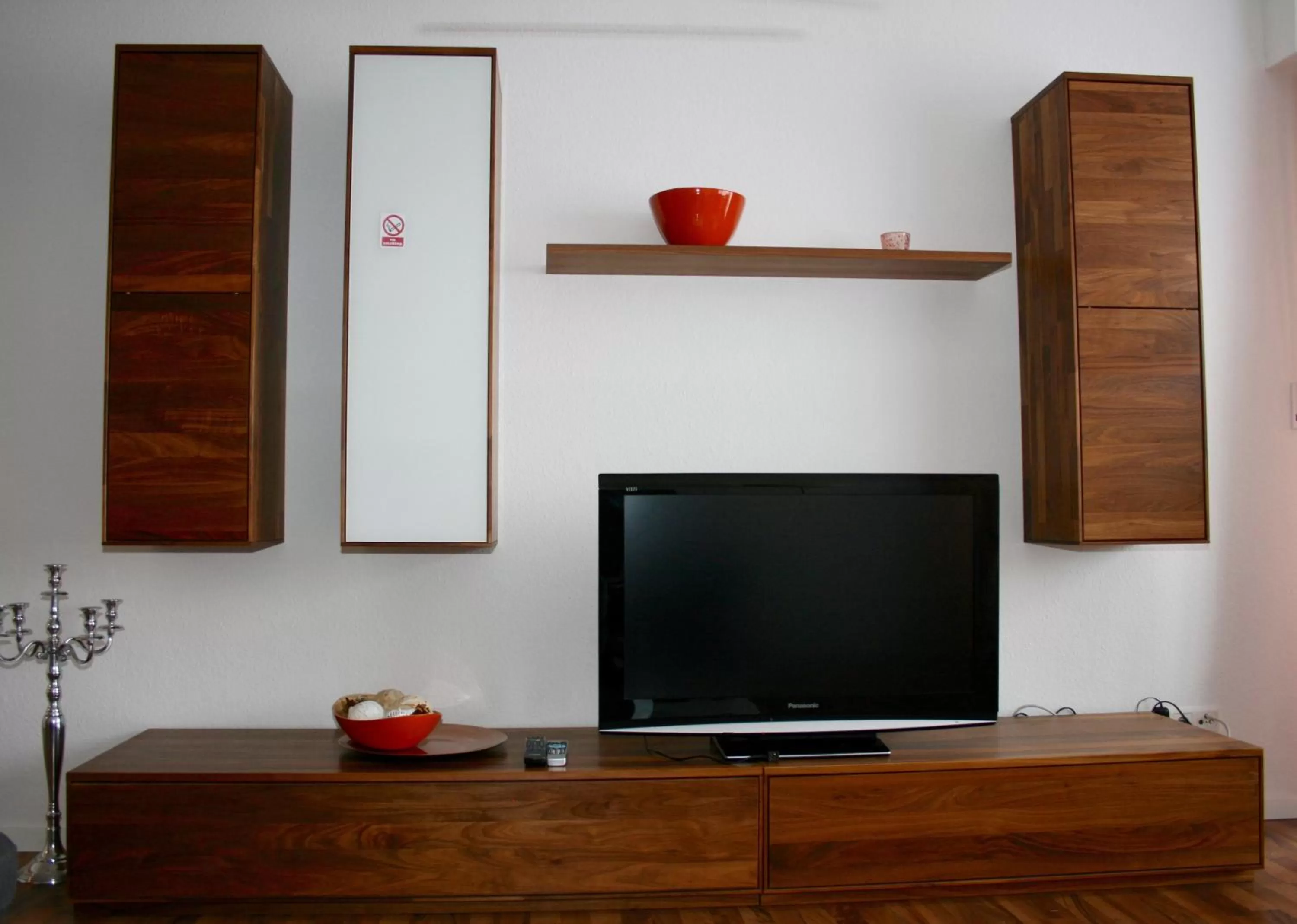 TV/Entertainment Center in Gästehaus beim Prinz