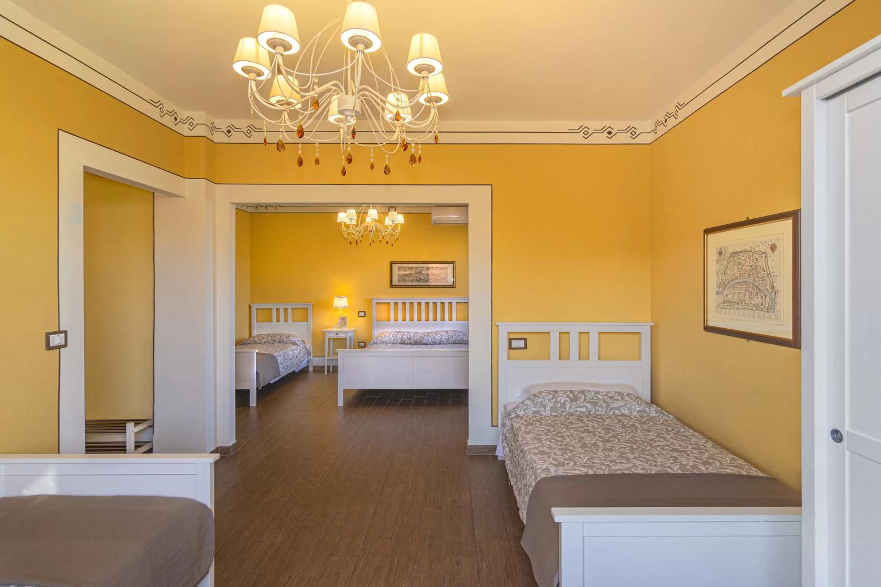 View (from property/room), Bed in Hotel Pisa Tower