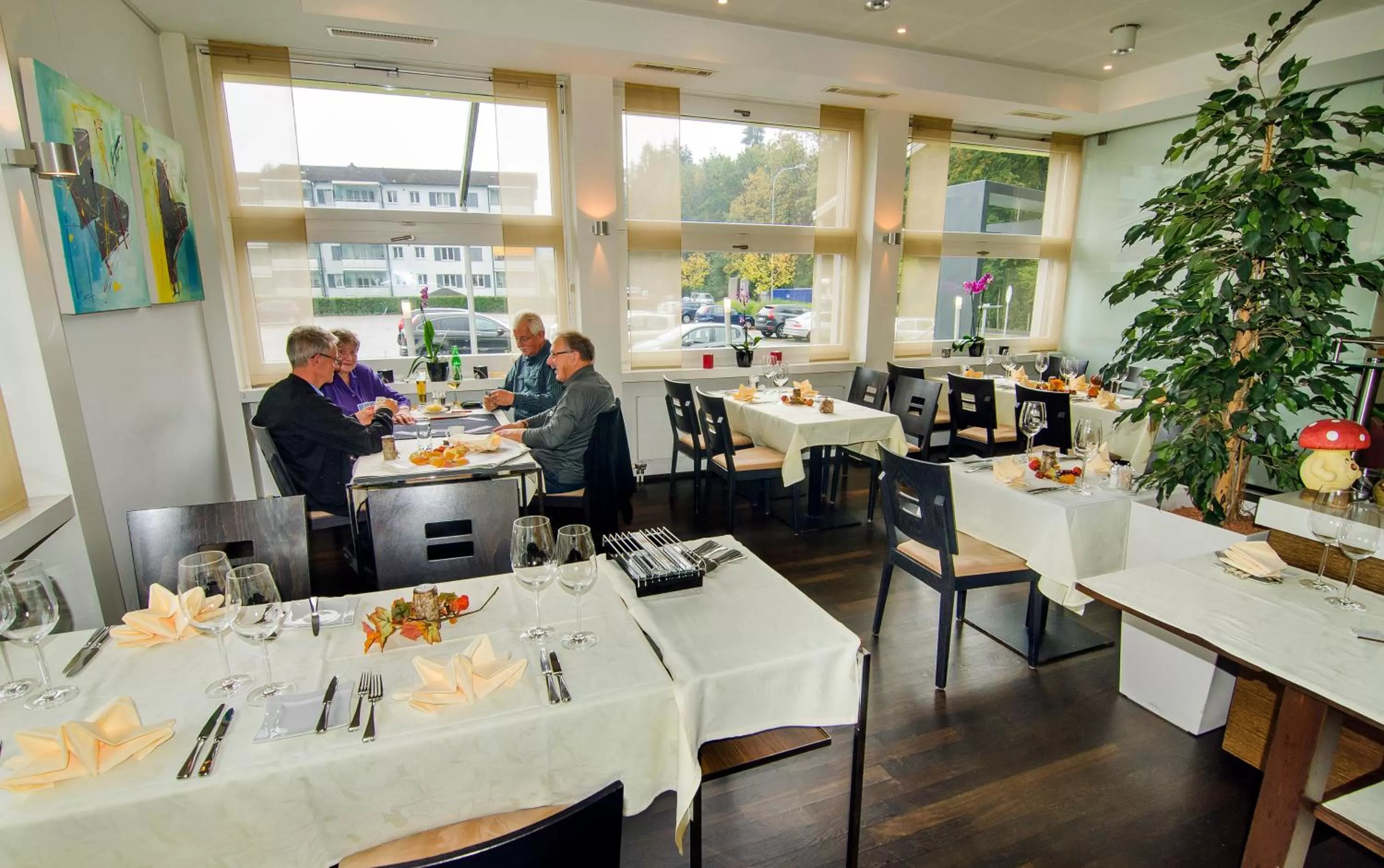 Restaurant/places to eat in Hotel Thorenberg