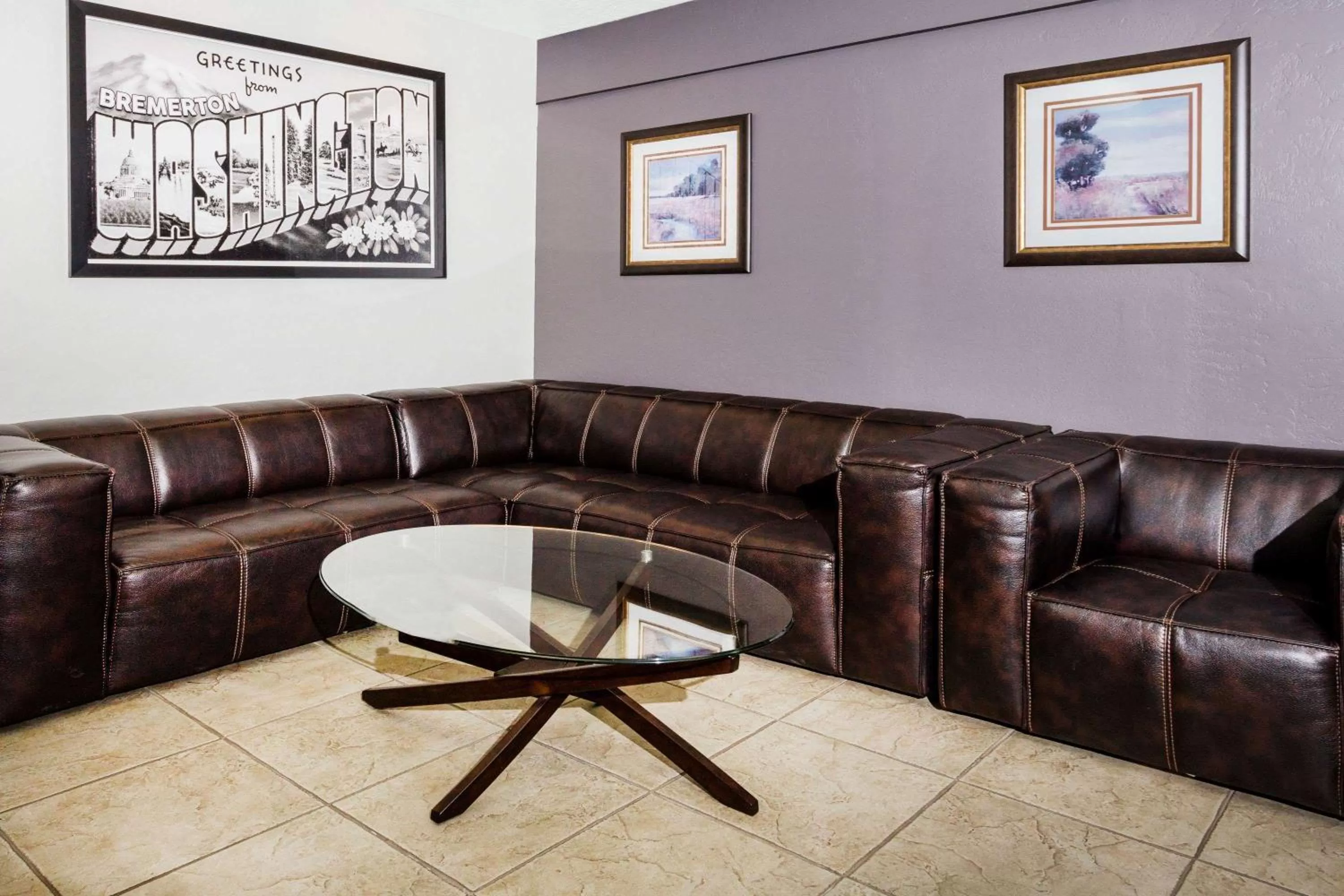 Lobby or reception in Super 8 by Wyndham Bremerton