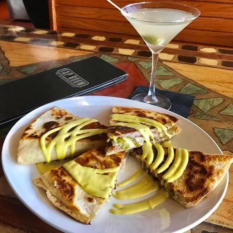 Hollander Hotel - Downtown St. Petersburg