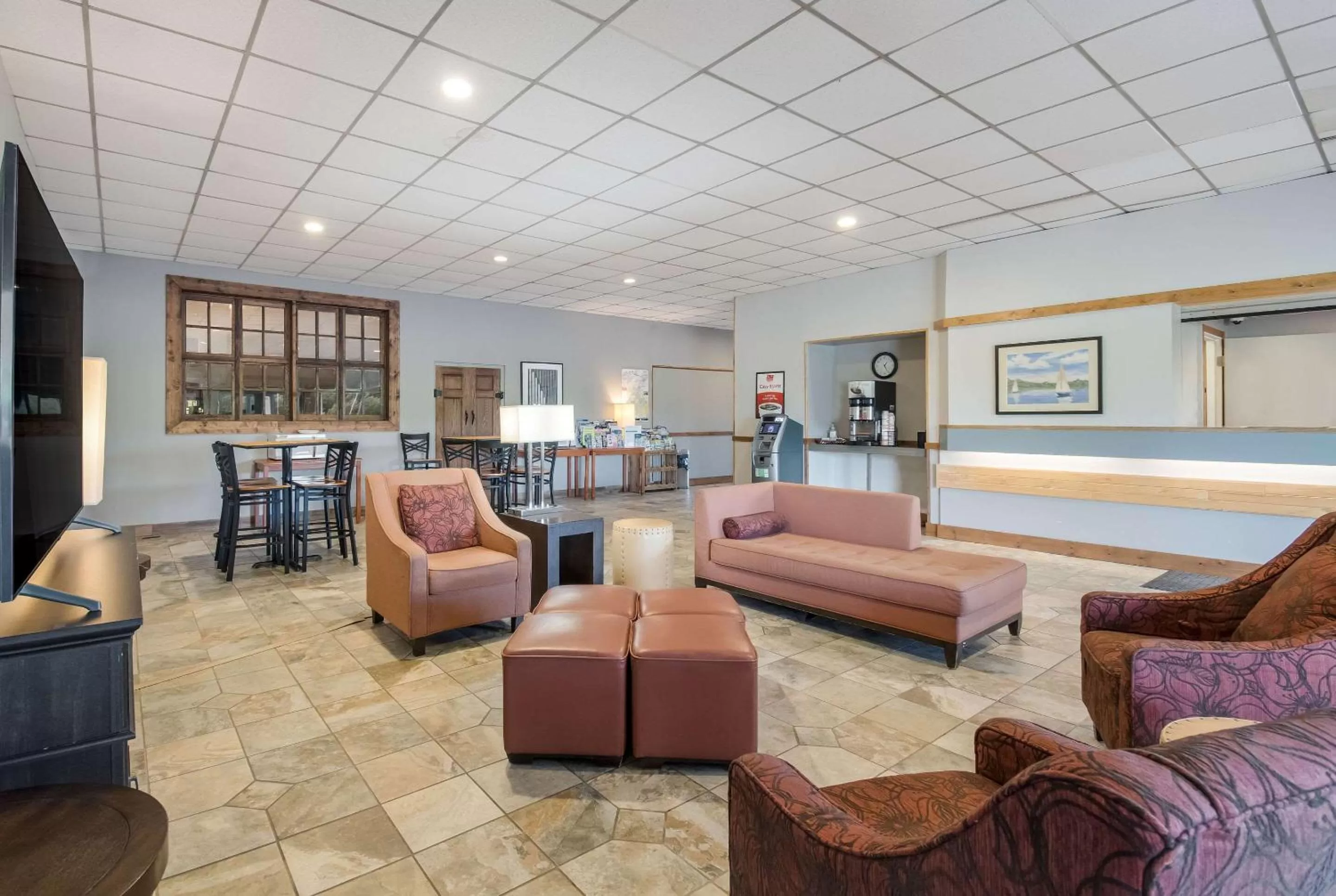 Lobby or reception, Lobby/Reception in Clarion Inn