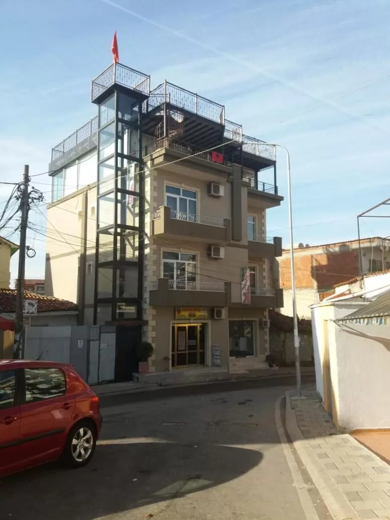 Property Building in Hotel Italia