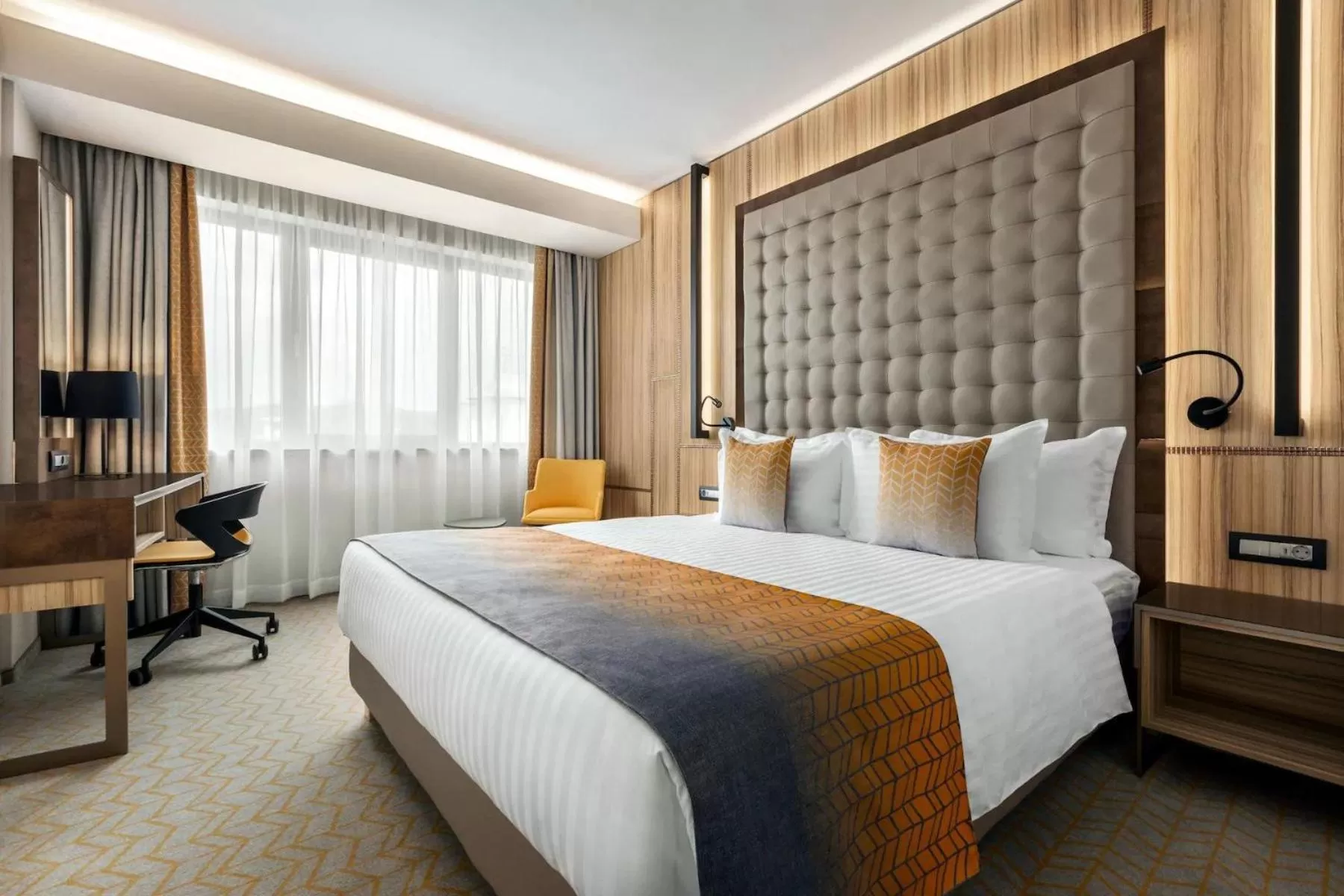 Bed in Ramada by Wyndham Ramnicu Valcea