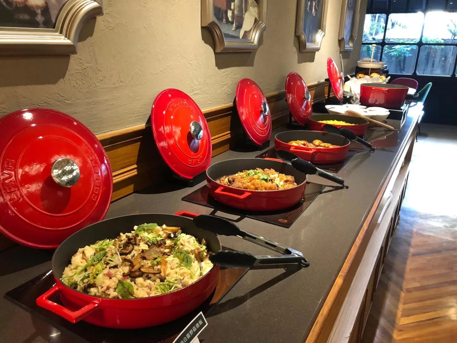 Breakfast in River inn Station