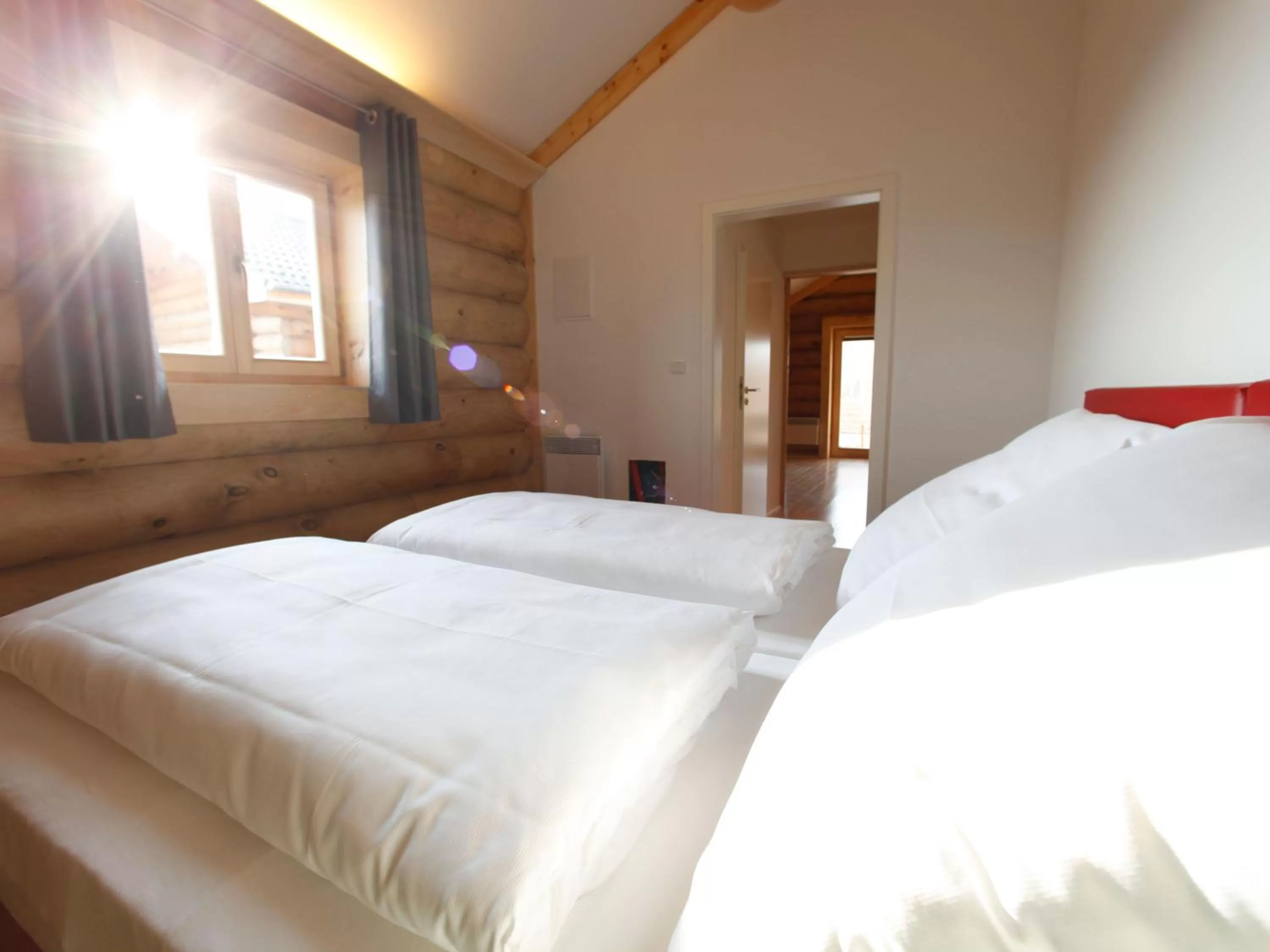 Property building, Bed in Resort Hotel Bispingen Superior
