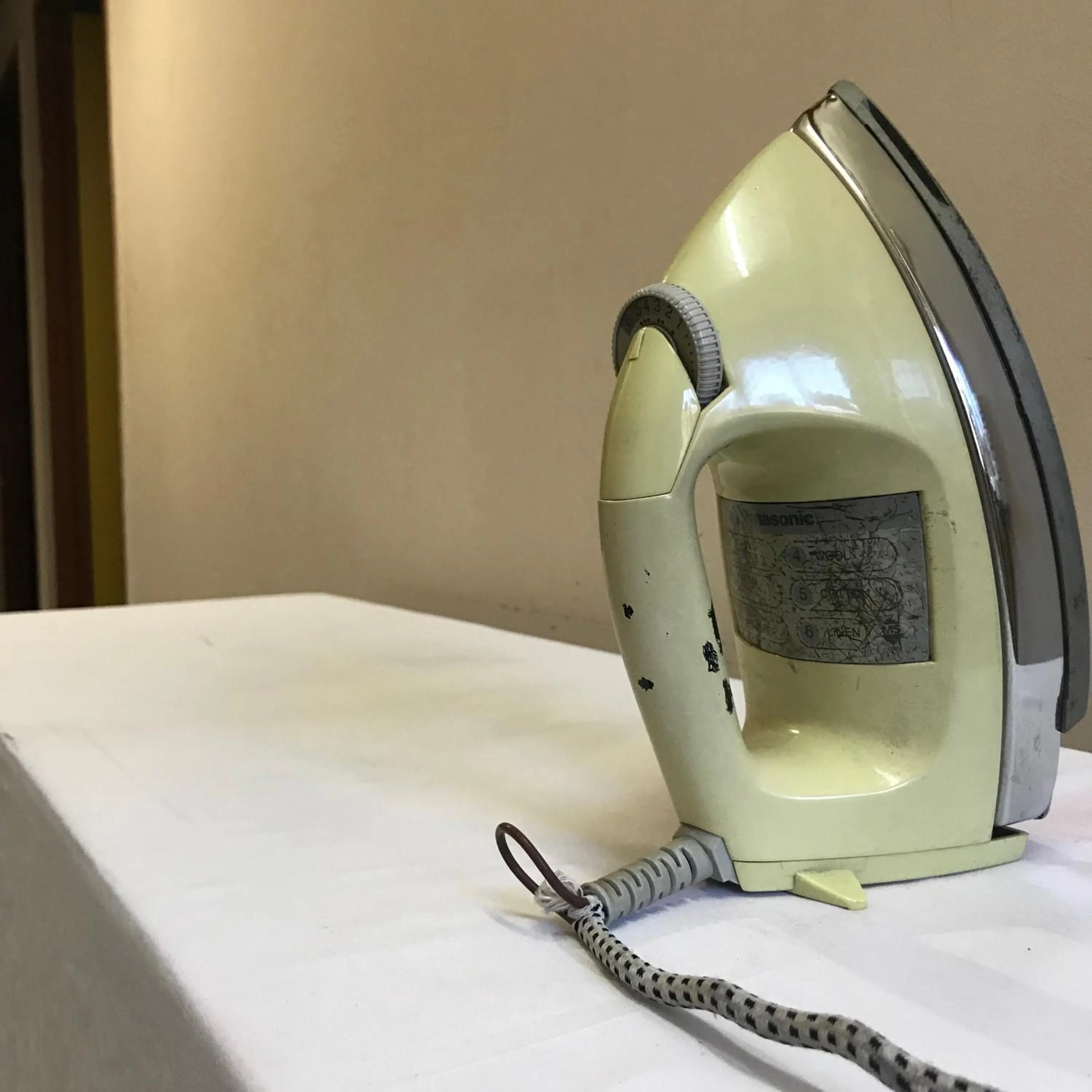 Area and facilities in Iskandar Sinsuran Guesthouse