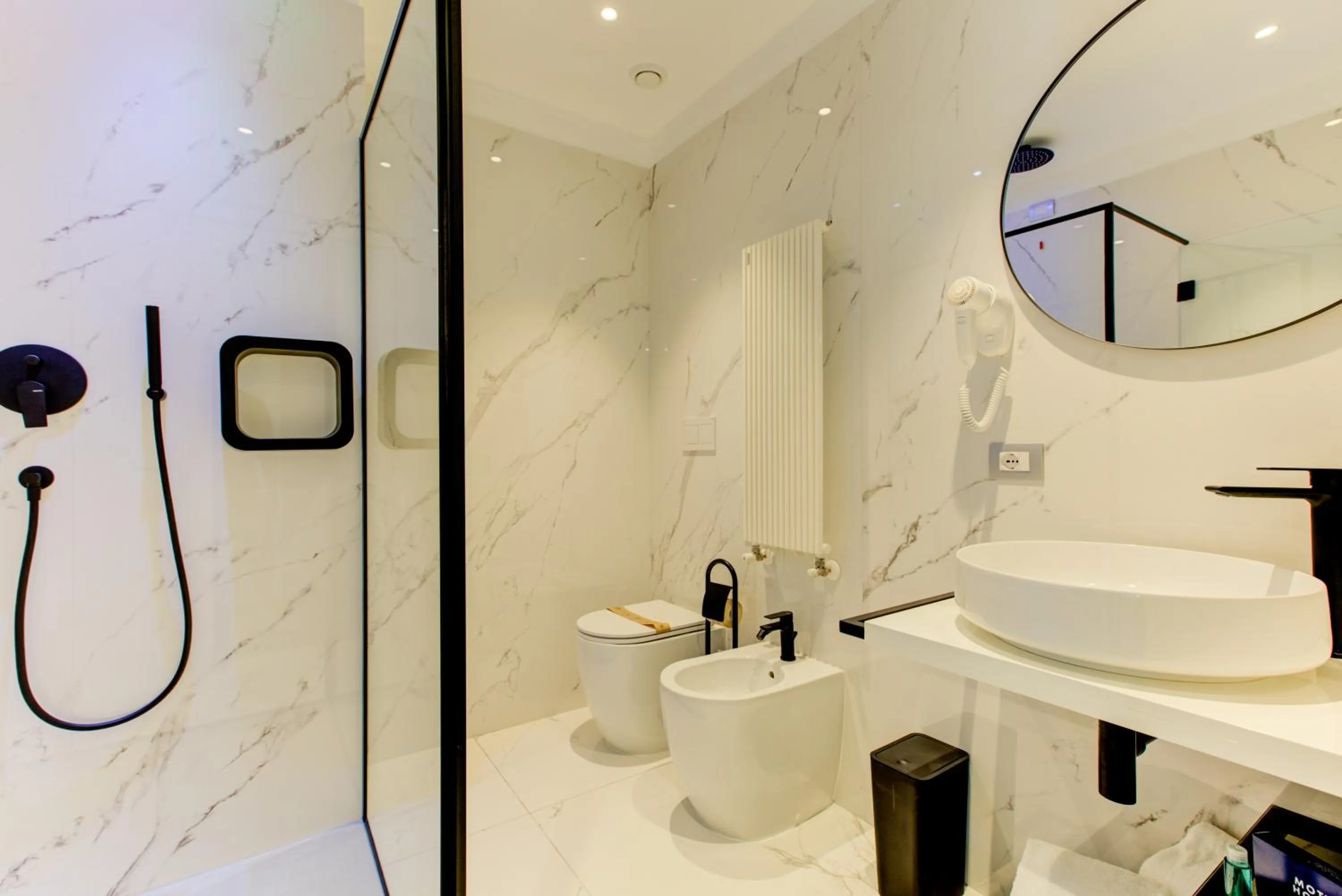 Shower in Hotel Due Mari & SPA