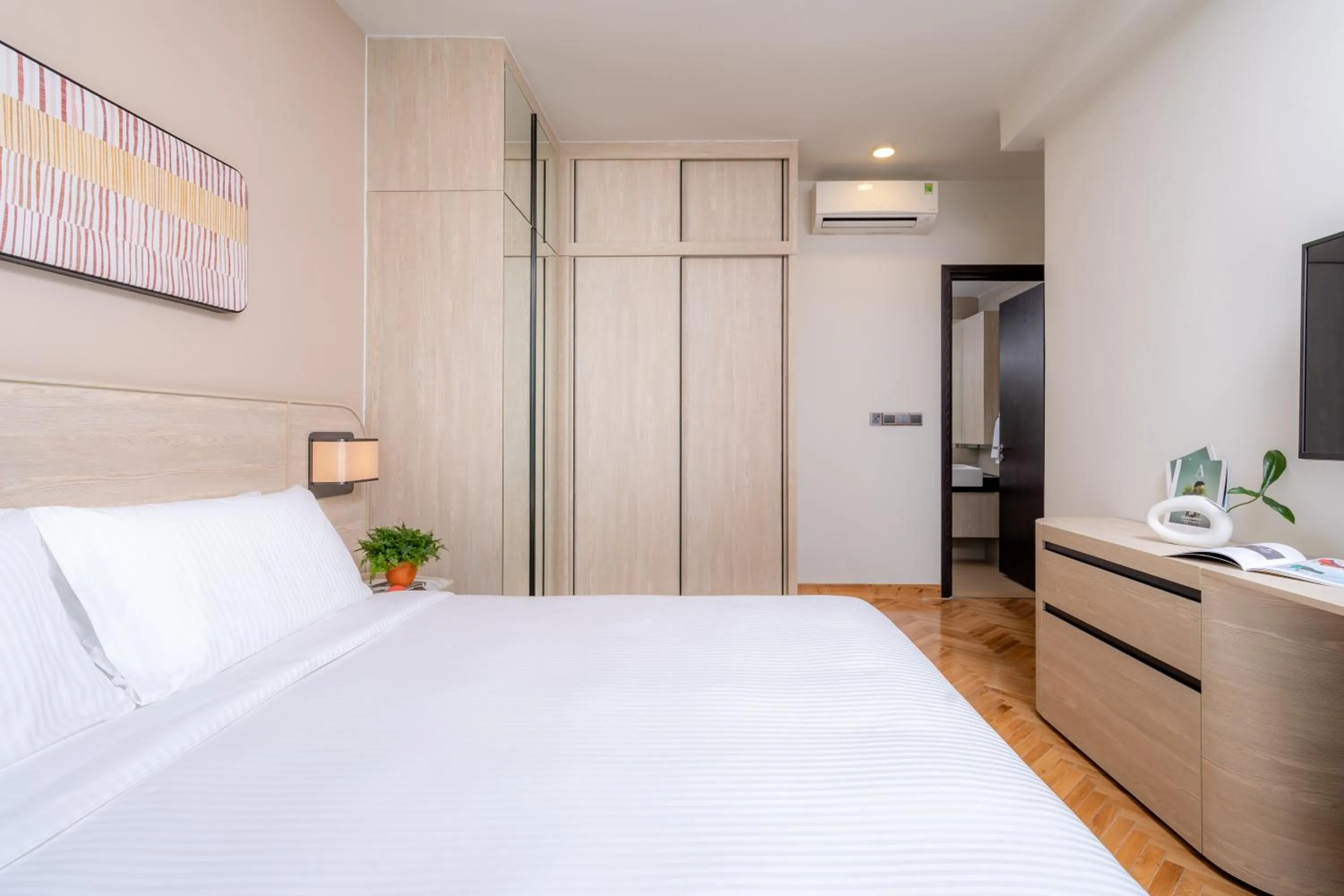 Bedroom in Somerset Feliz Ho Chi Minh City