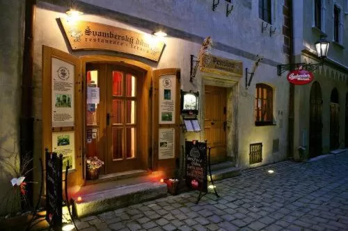 Facade/entrance in Hotel Svambersky dum