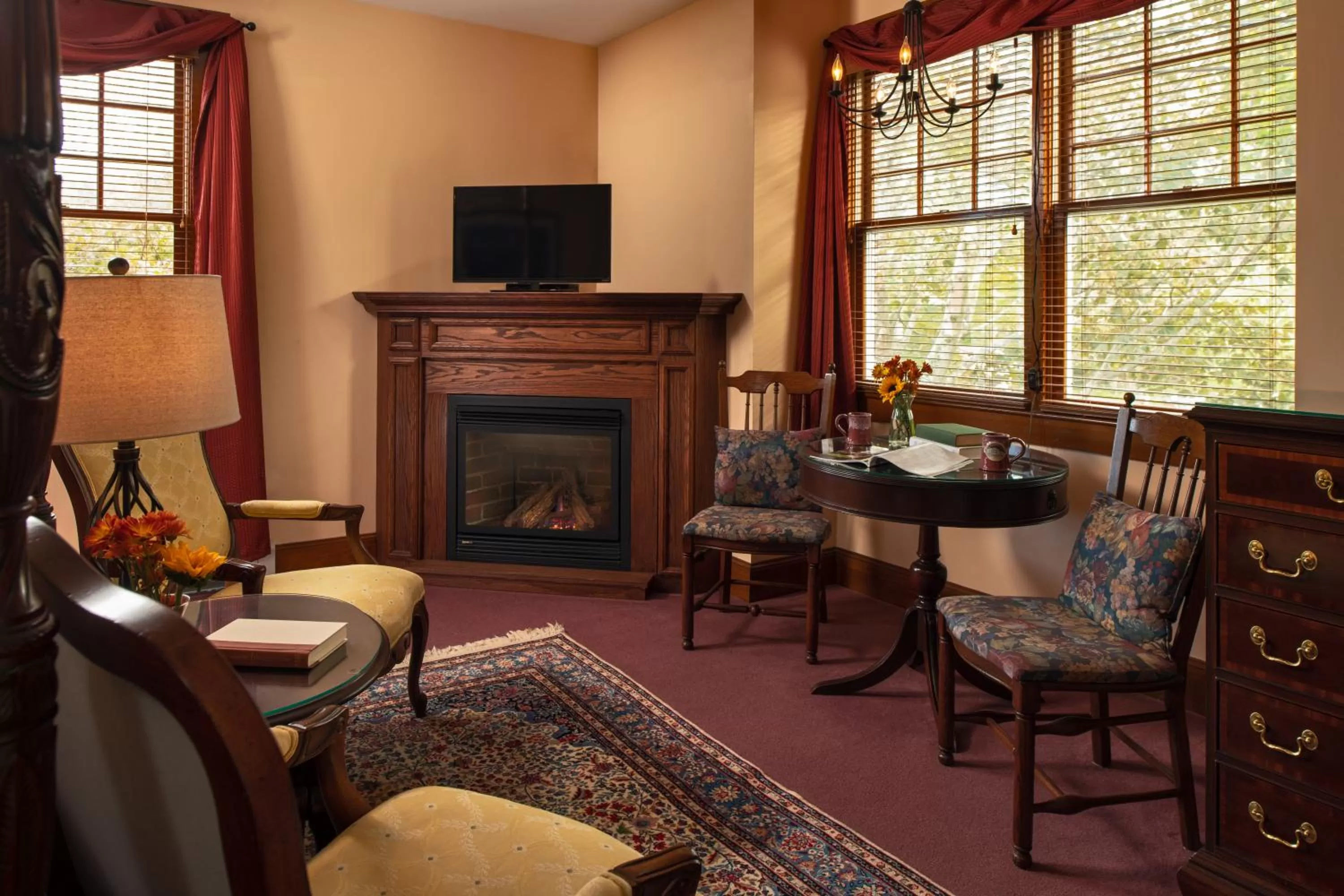 Seating area in Palmer House Inn