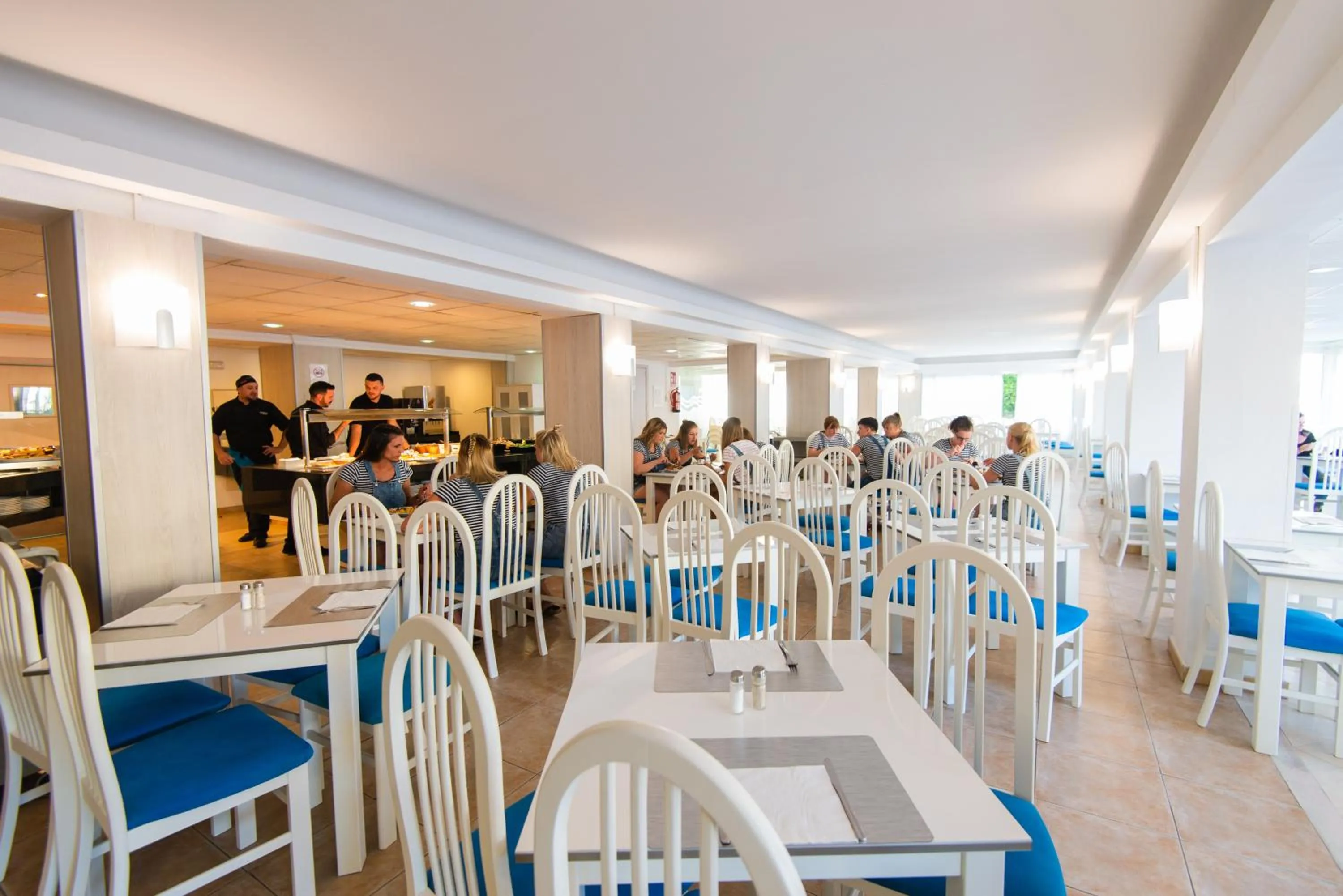 Restaurant/places to eat in Hotel Bella Mar