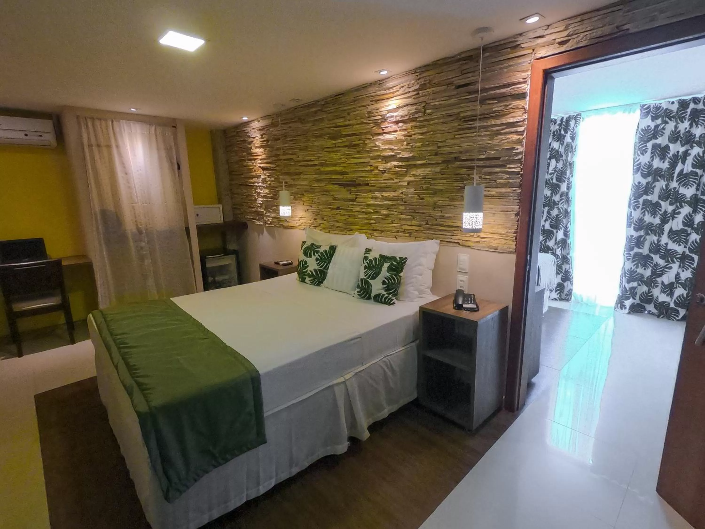 Photo of the whole room, Bed in Hotel Experience João Fernandes