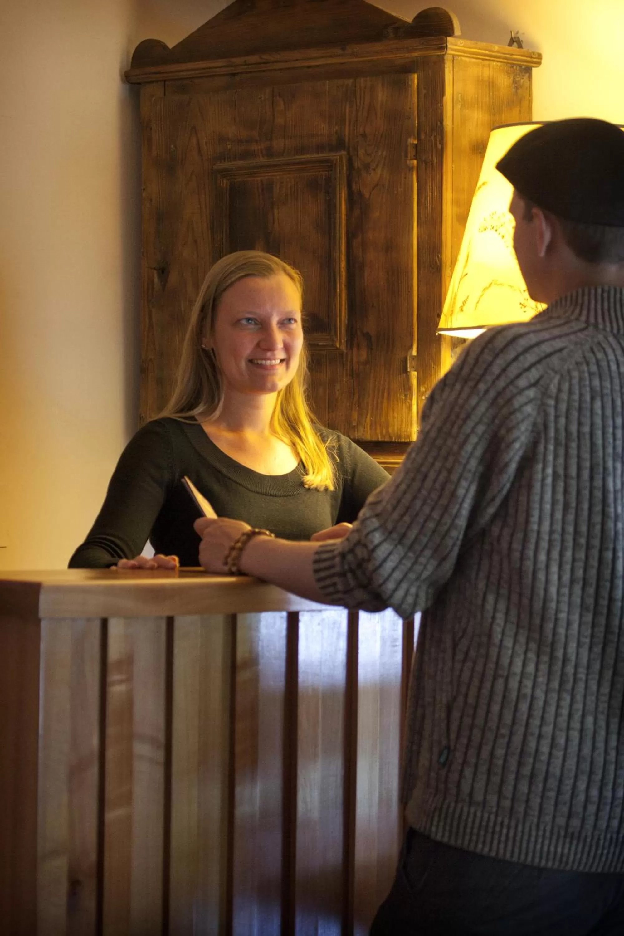 Lobby or reception in Hotel Posada del Río - Parque Metreñehue