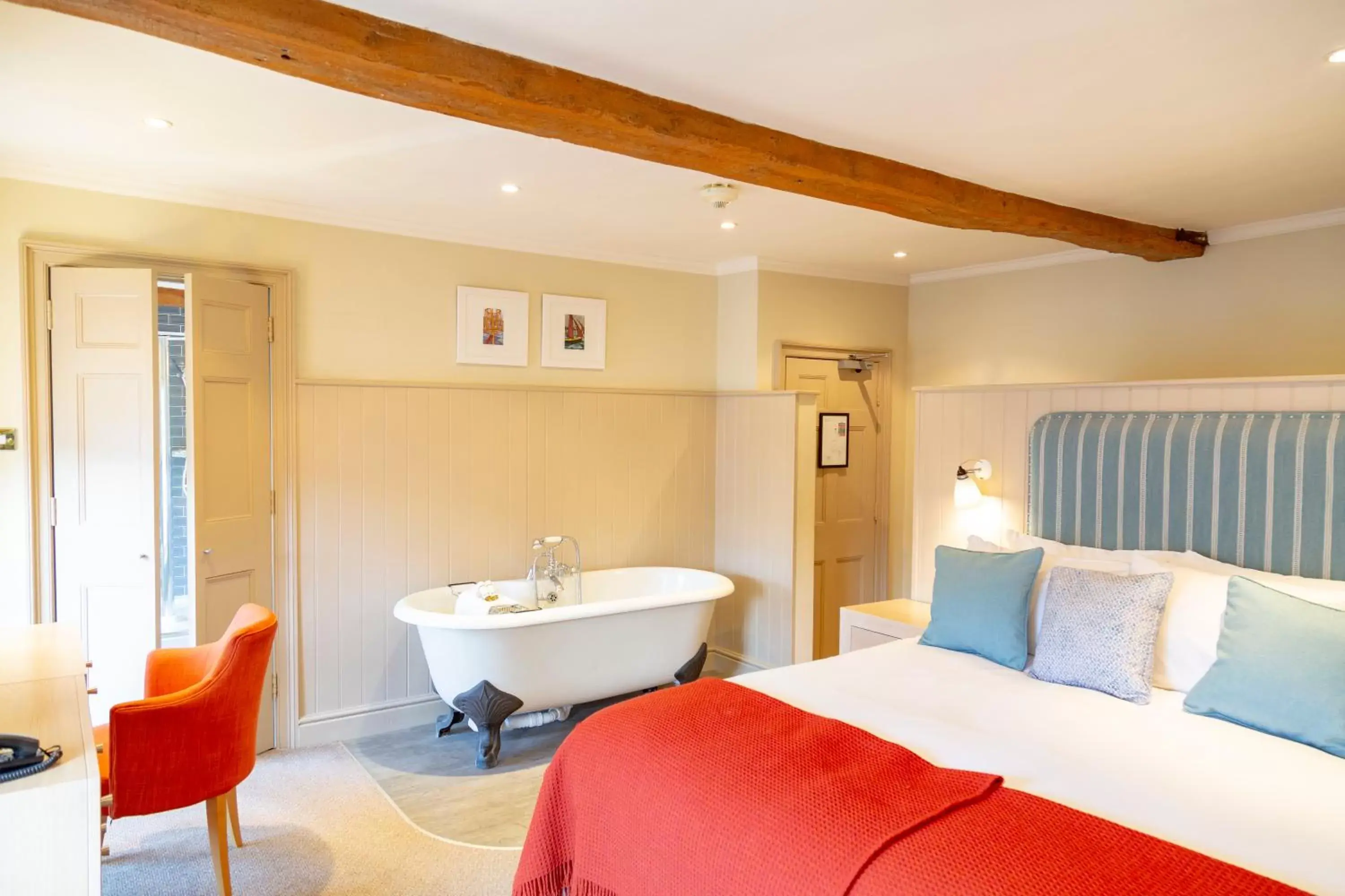 Family Suite in Crown Hotel Family Suite in Crown Hotel