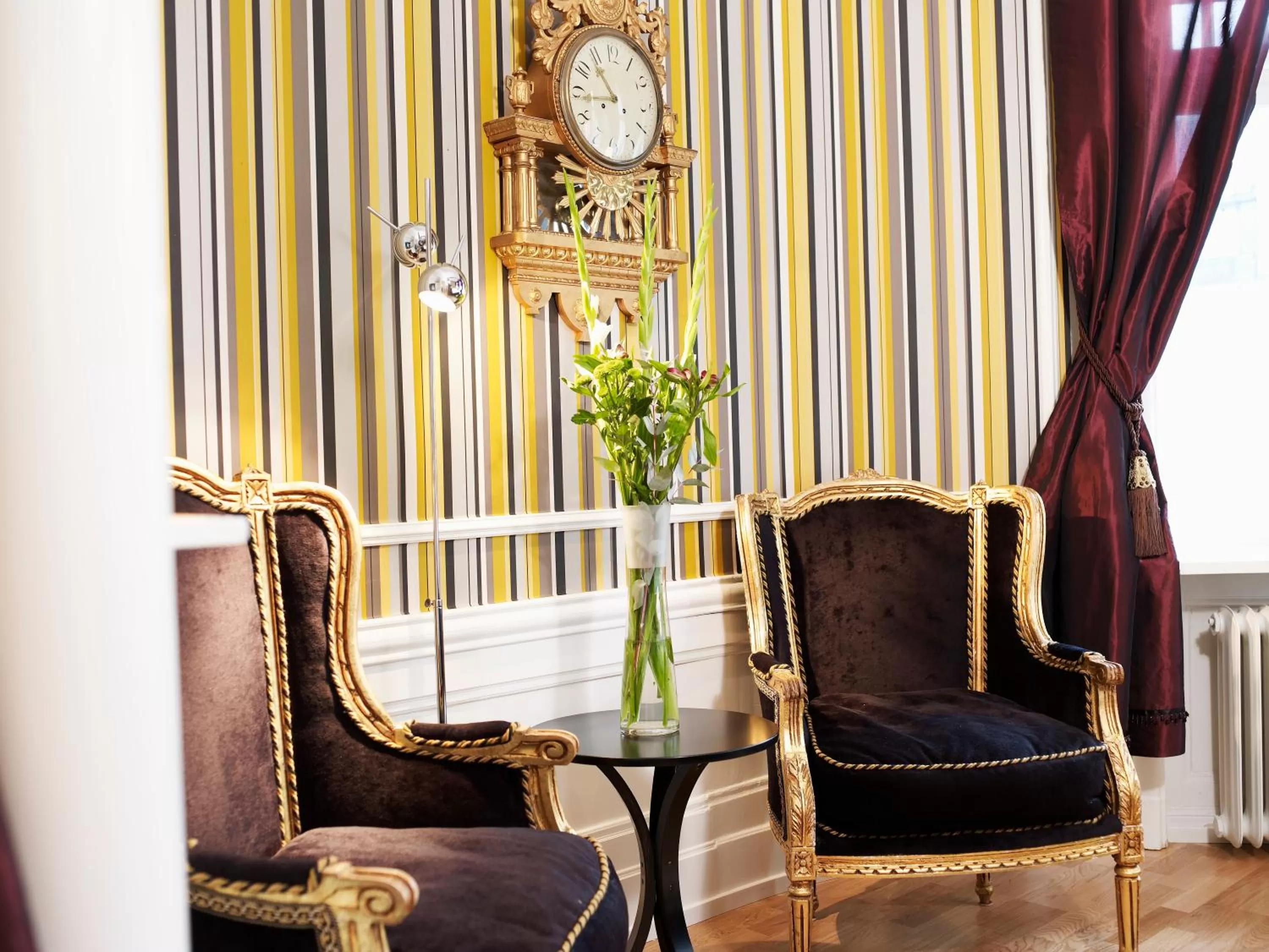 Seating area in Hotel Kung Carl, WorldHotels Crafted